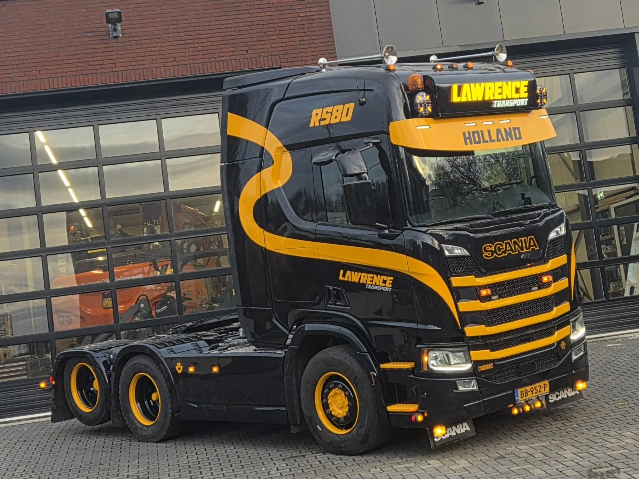 Scania R580 V8