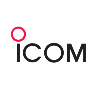 Logo de l'événement ICOM avec un cercle rouge au-dessus du 'i' et le mot 'ICOM' écrit en noir.