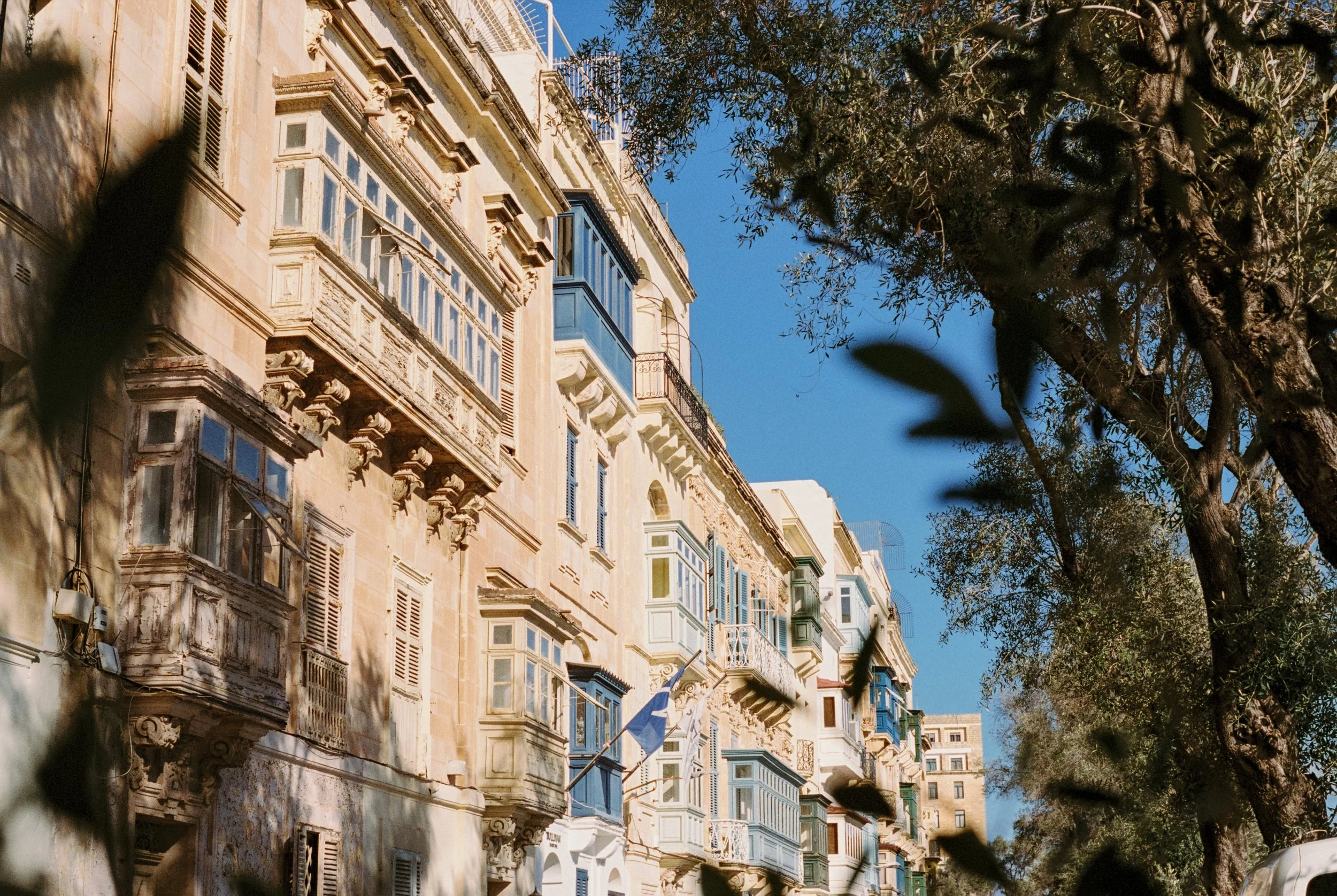 Praktica TL 5B Kodak Portra 400, Valletta