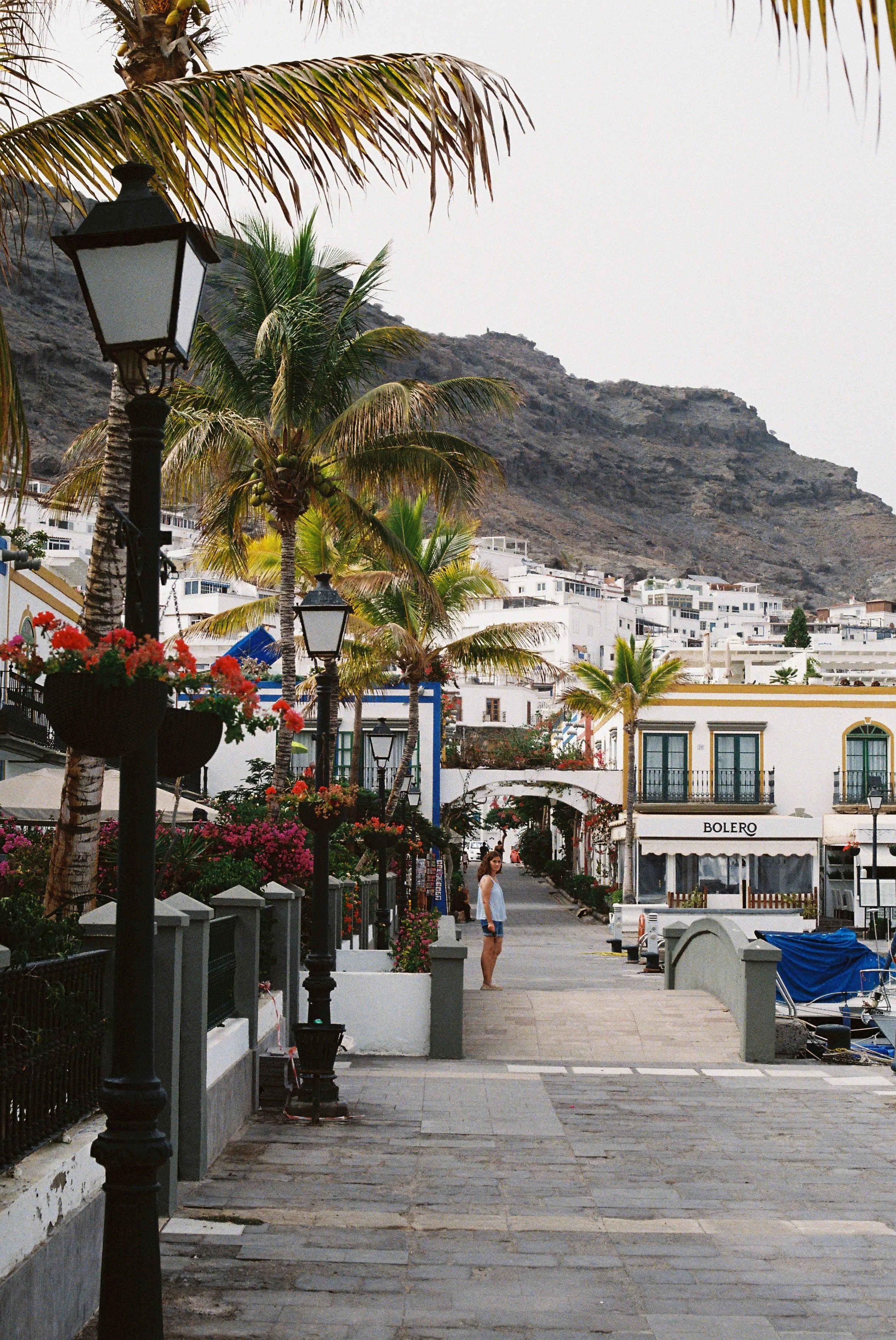 Praktica TL 5B Kodak Gold 200, Puerto de Mogán