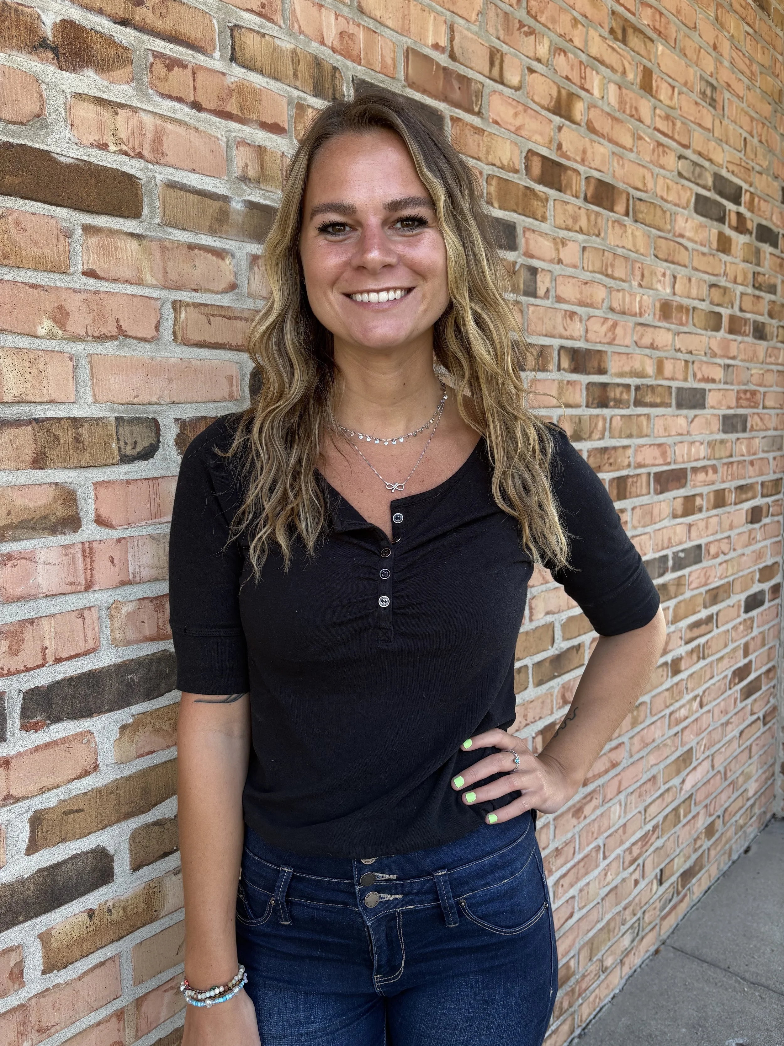 We have a whole team who works behind the scenes so someone is always ready to sign on and help