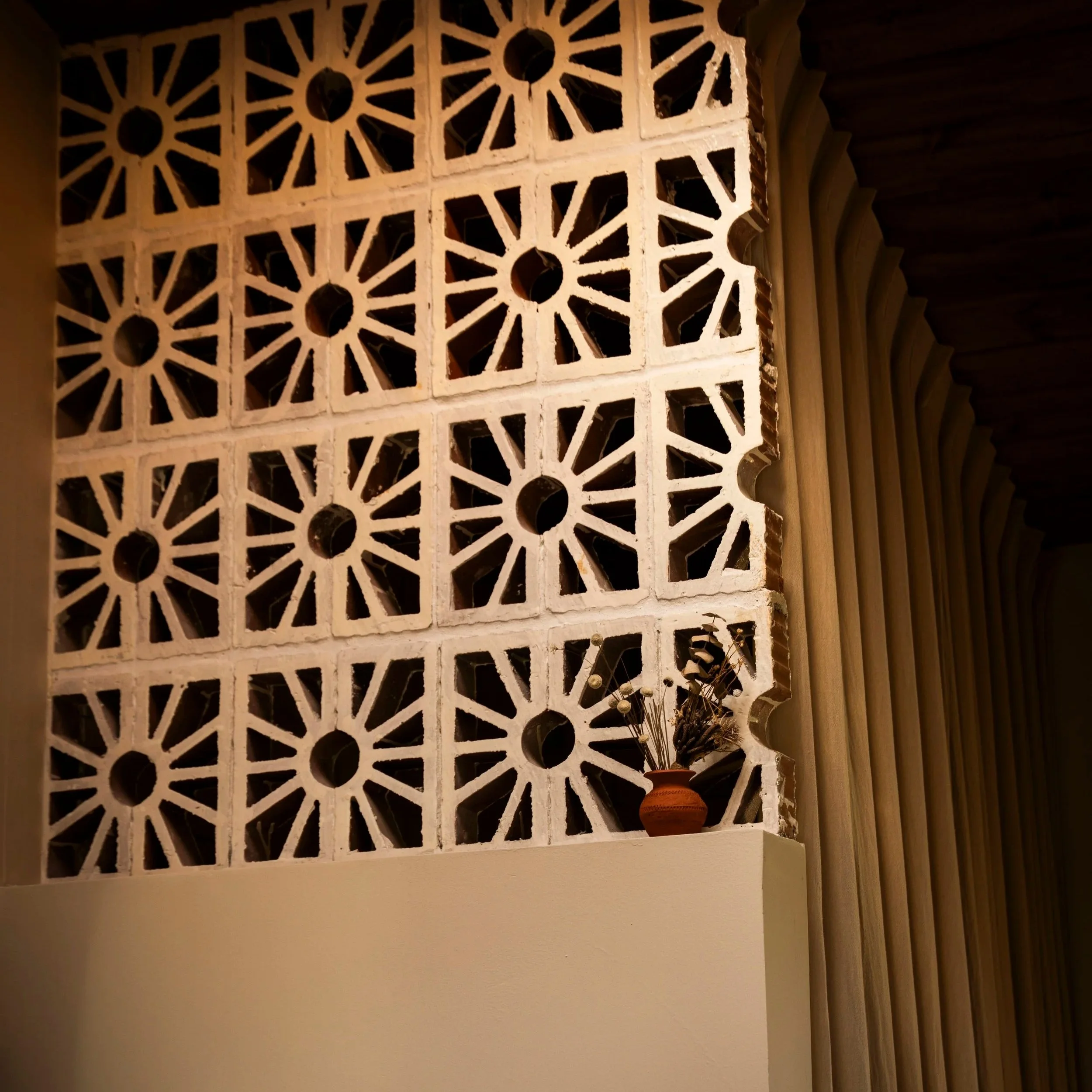 The Desert Retreat Bath