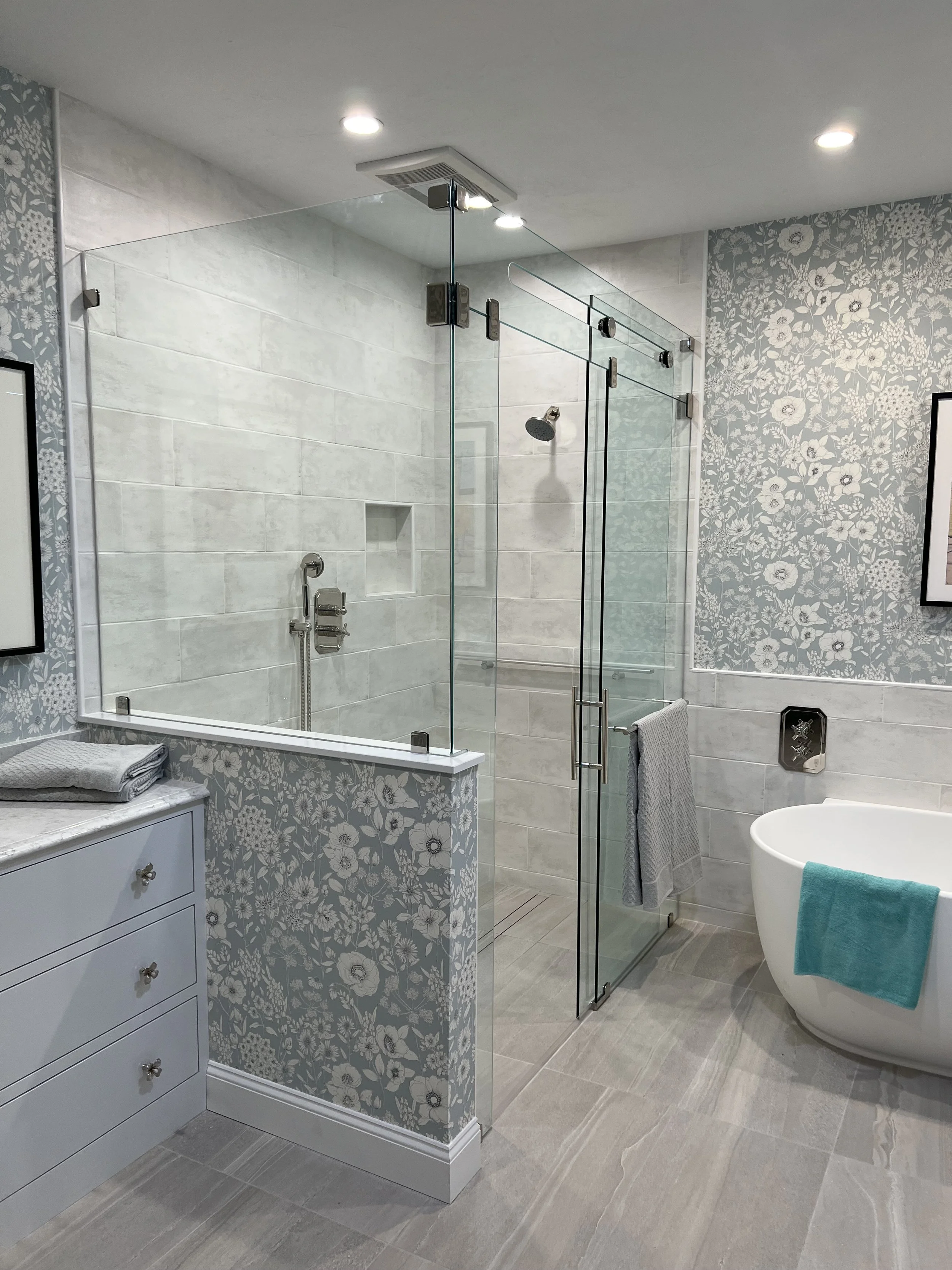 Custom_Bathroom_Shower_Tile_Remodel_Rooms_With_a_View_Westborough_MA_00004.jpeg