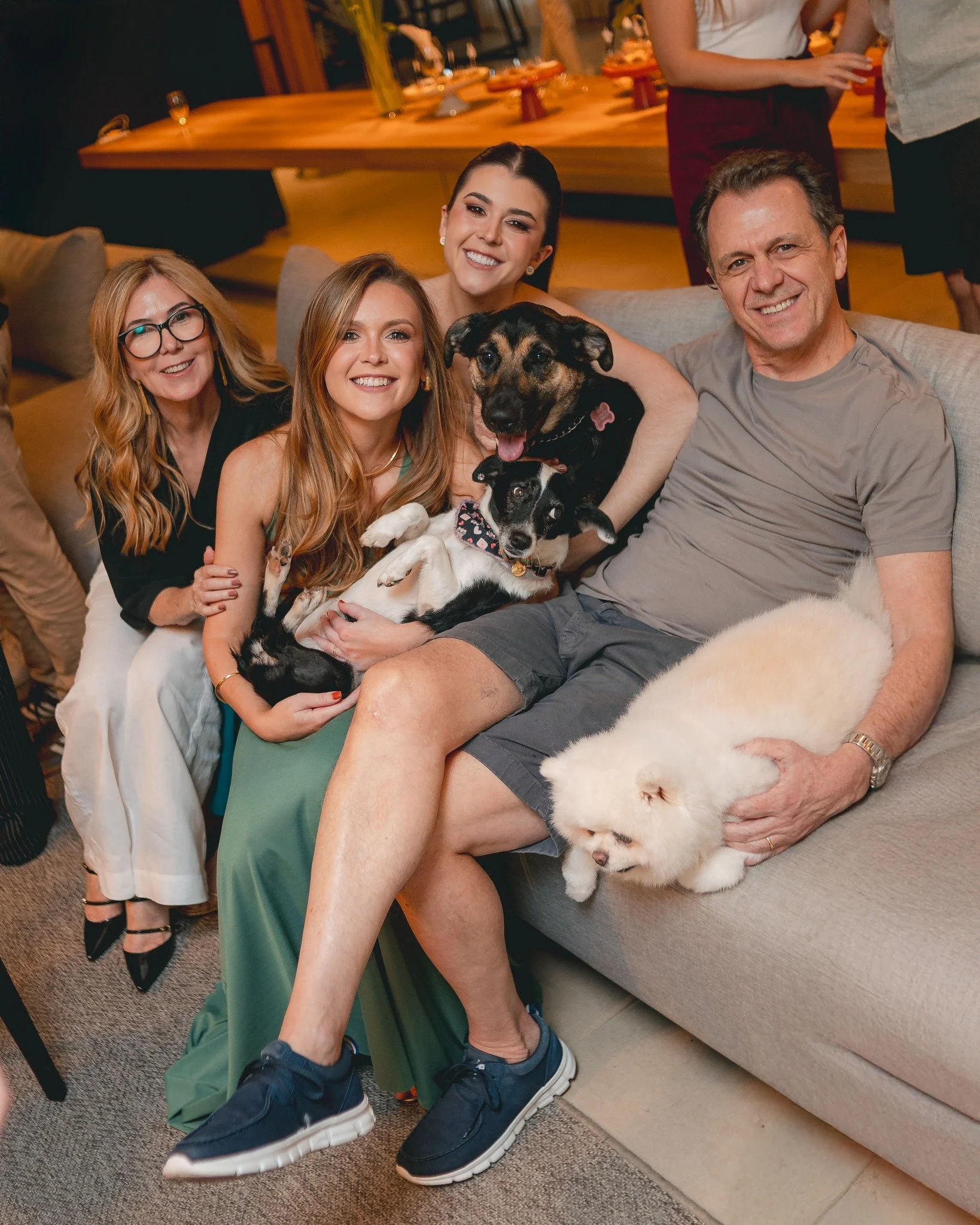 Anivers&aacute;rios s&atilde;o feitos de momentos leves, risadas, gente reunida, um sambinha e muitas coisas boas acontecendo. ✨ Obrigado, @juliakahle, por nos deixar fazer parte dos teus 30 de um jeitinho bem brasileiro! 🥰🇧🇷