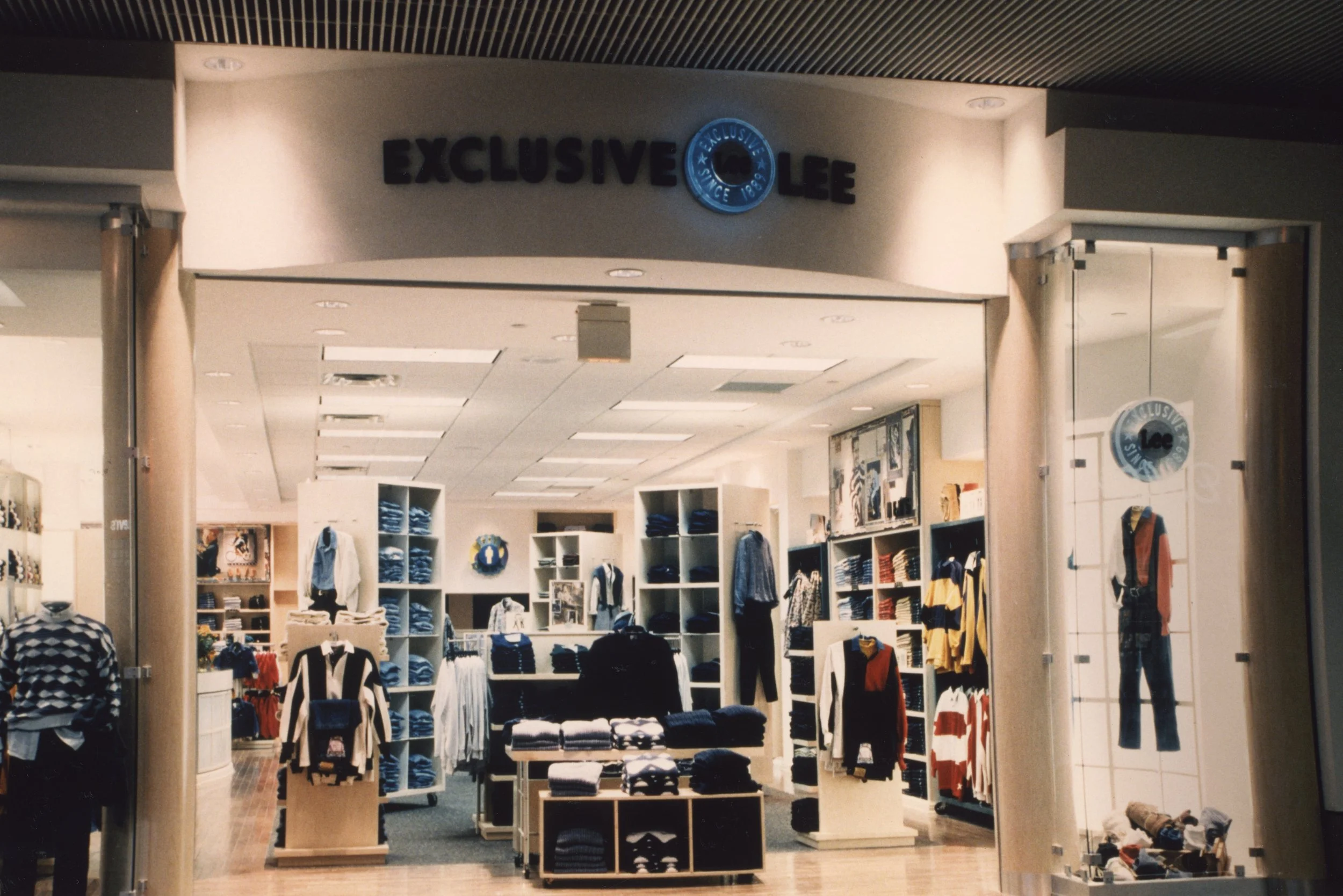 02 Lee Jeans 20220816_09263563.jpg