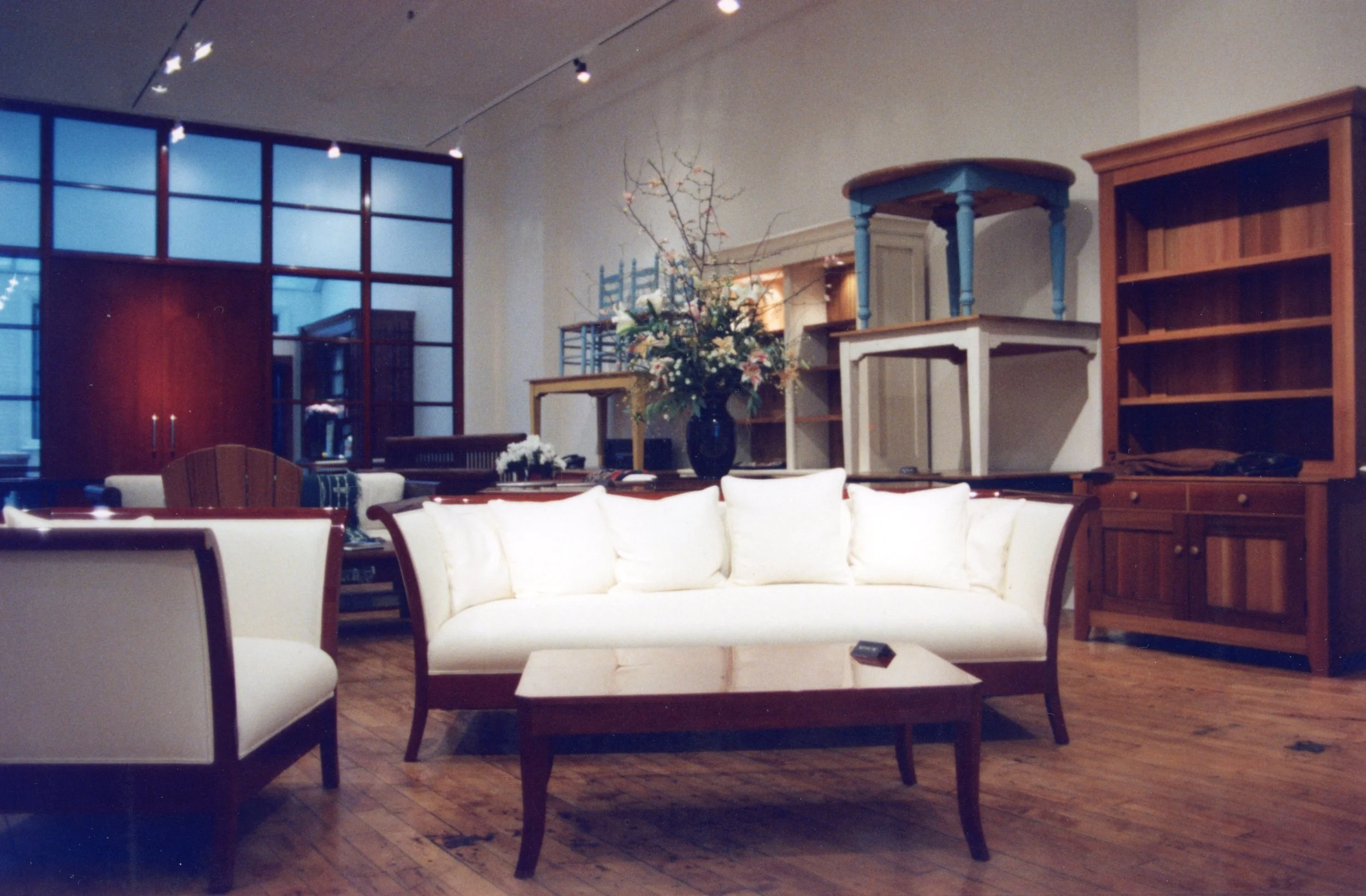 08 Show Room 20220817_10291383.jpg
