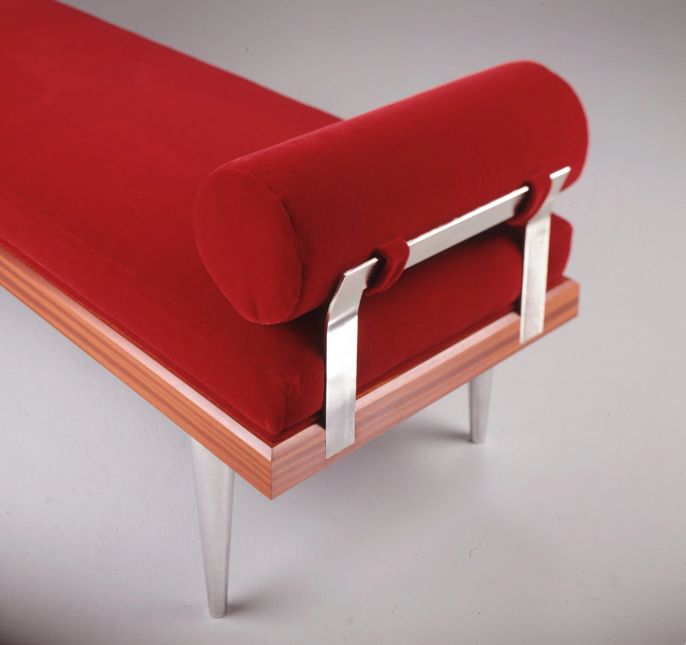 05 FN250-2 Chaise  20220529_22325898.jpg