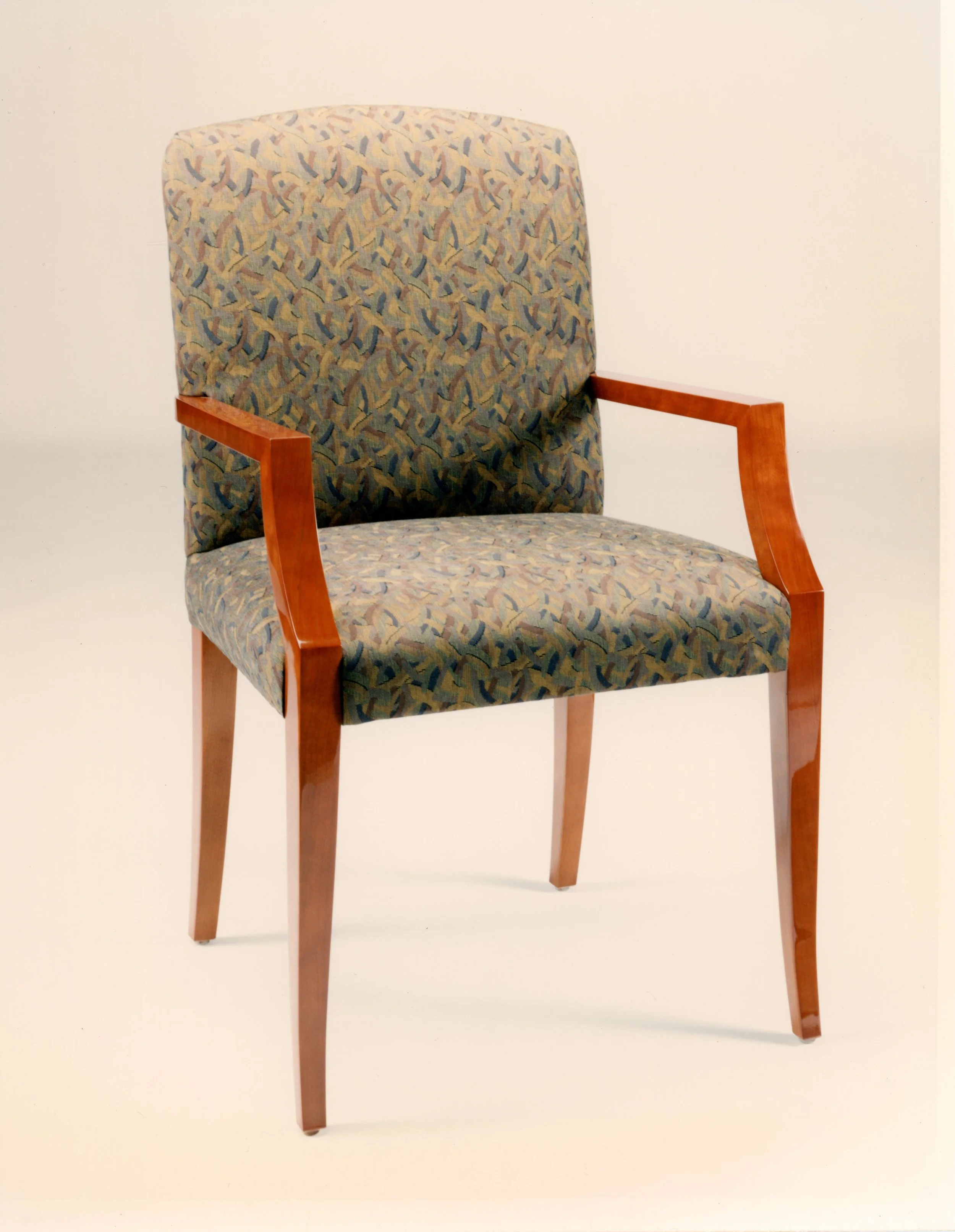 13 MP110 Arm Chair 20220525_14510223.jpg