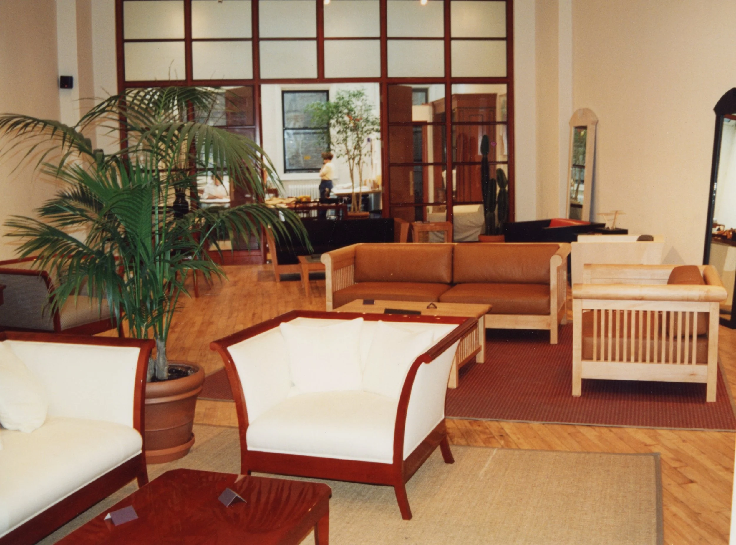 09 Show Room 20220817_10321735.jpg
