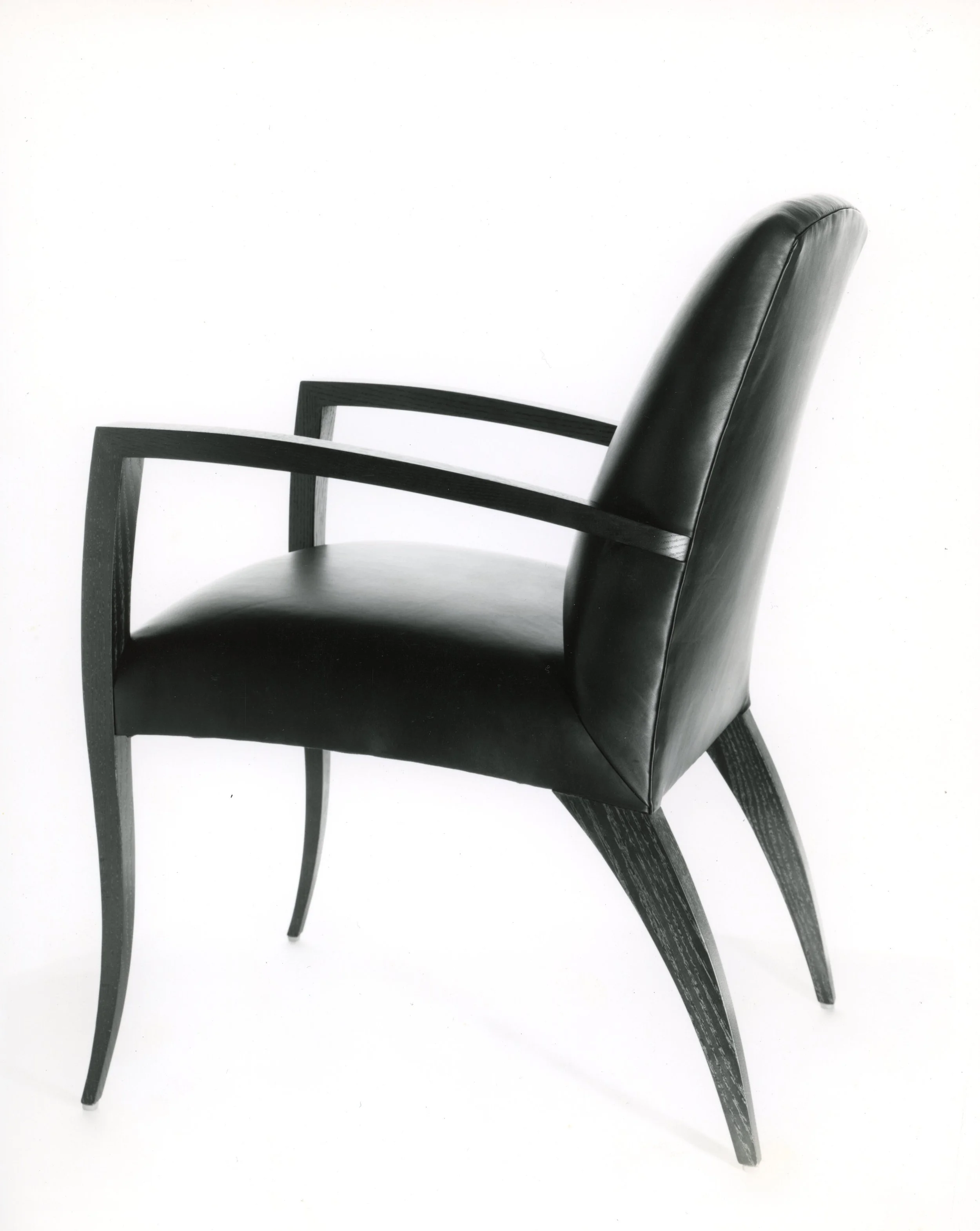 01 CB100 Arm Chair Black leather  20220525_15172815.jpg
