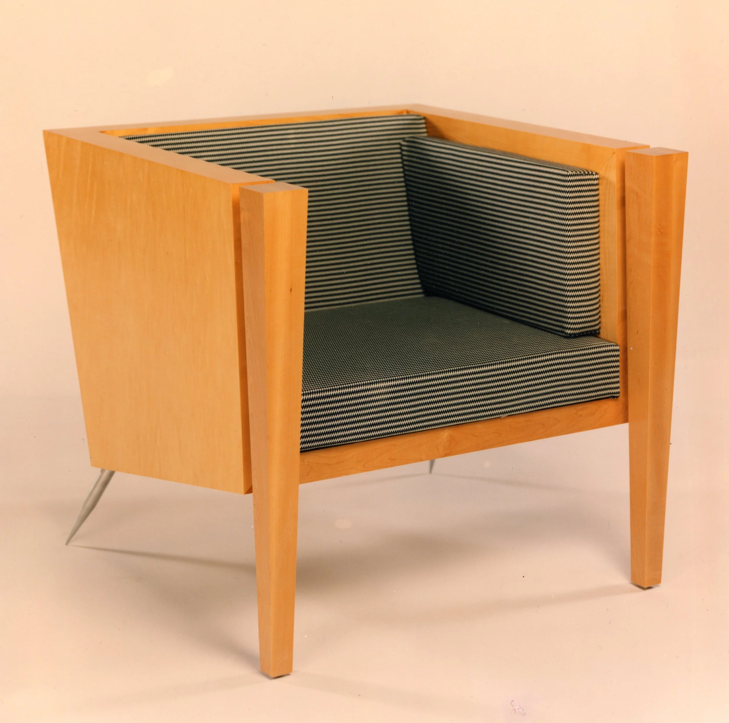 07 MO120 Club Chair .jpg