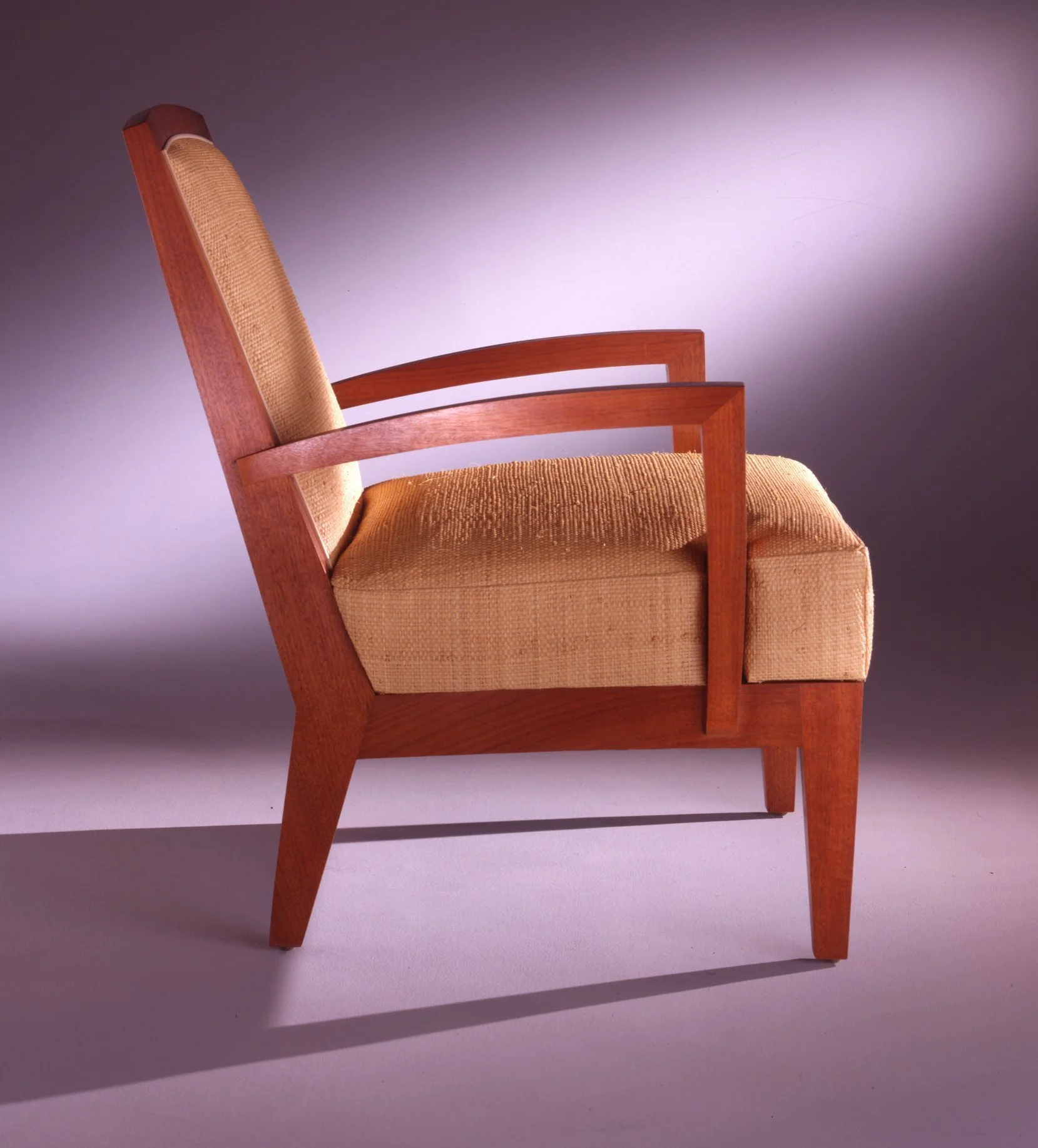 03UC BR200-2 Club Chair Side 20220529_15384722.jpg