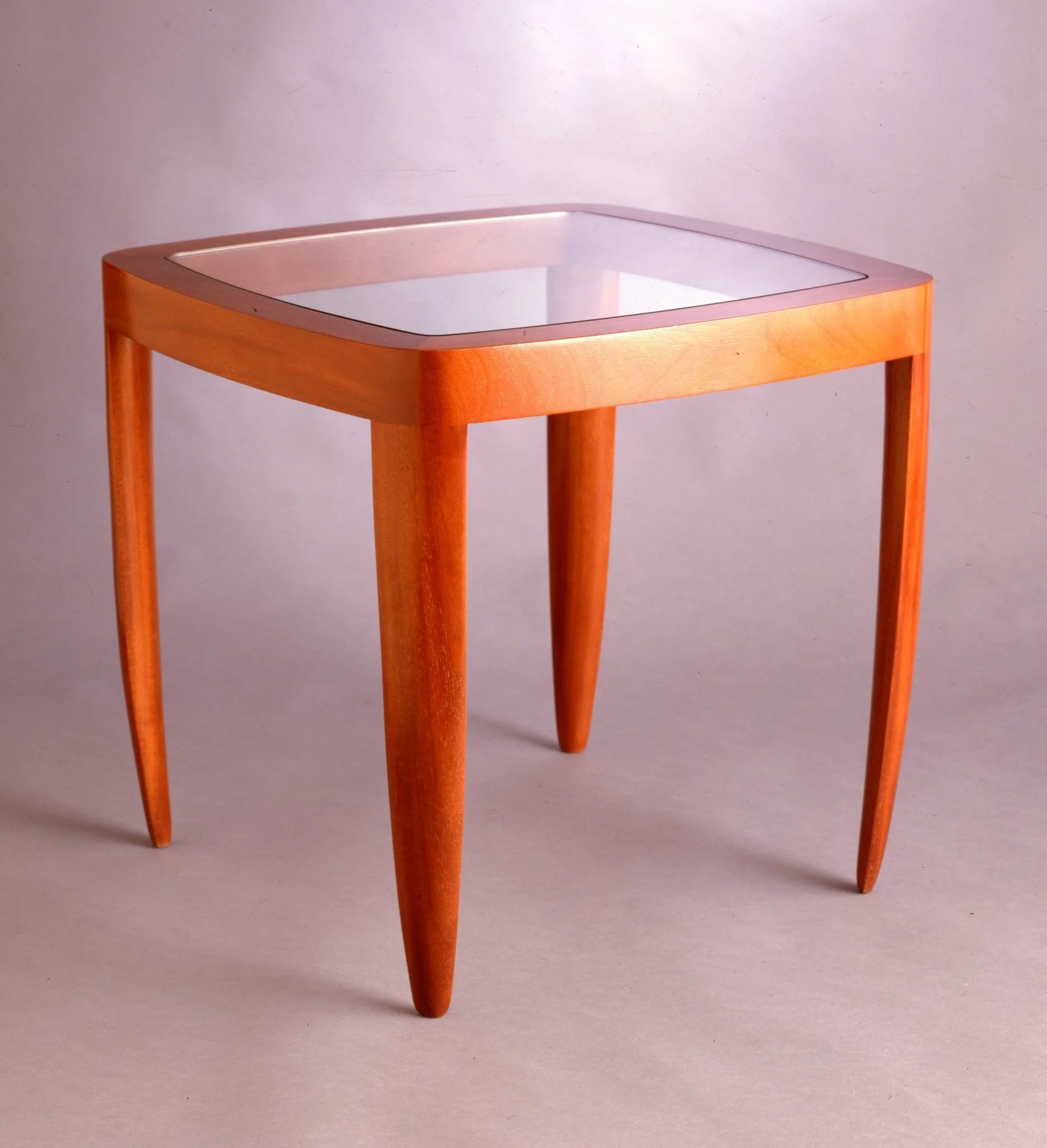 08 VC212 End Table .jpg