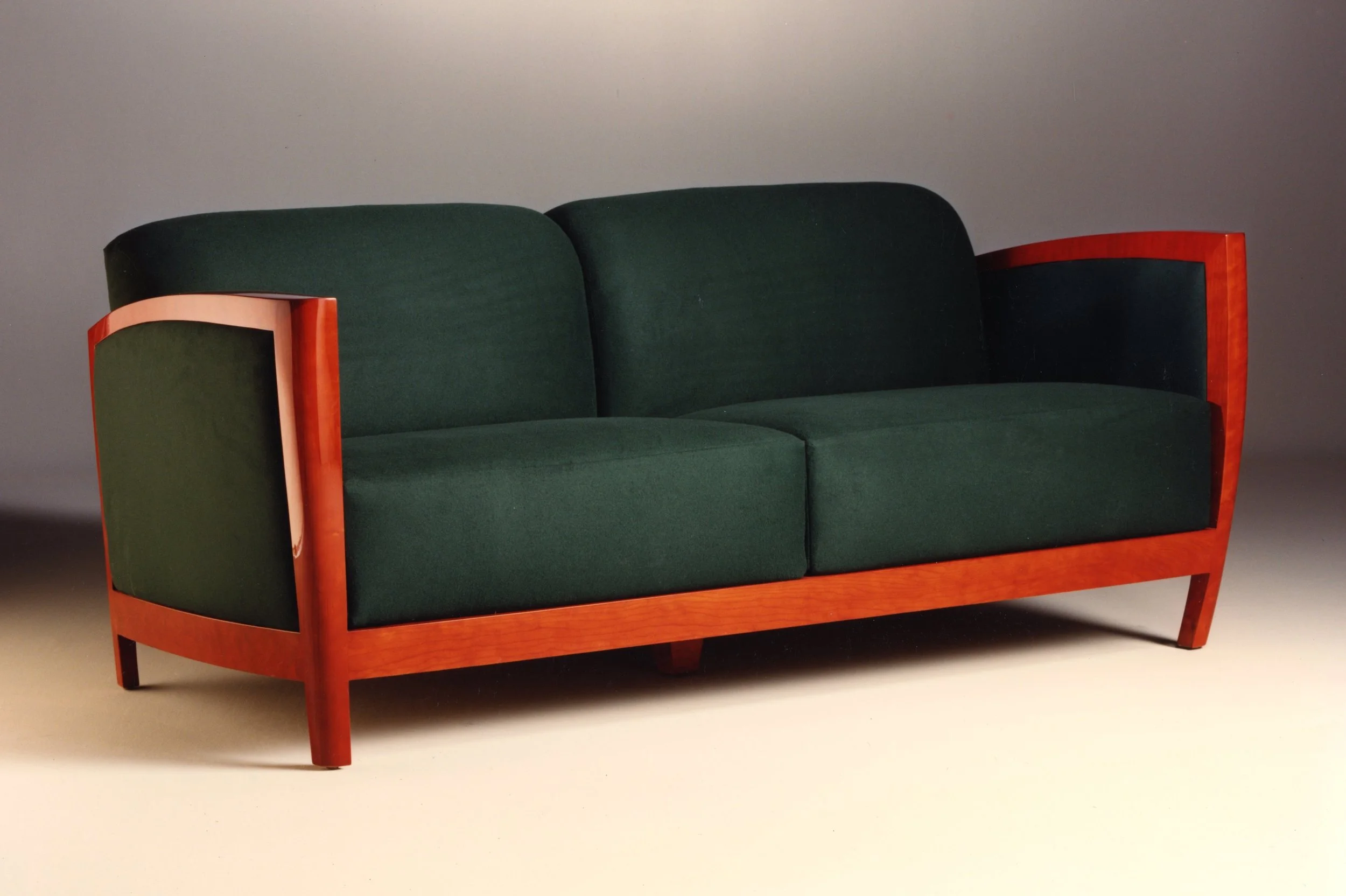 03 VC300 Sofa 20220525_13541919.jpg