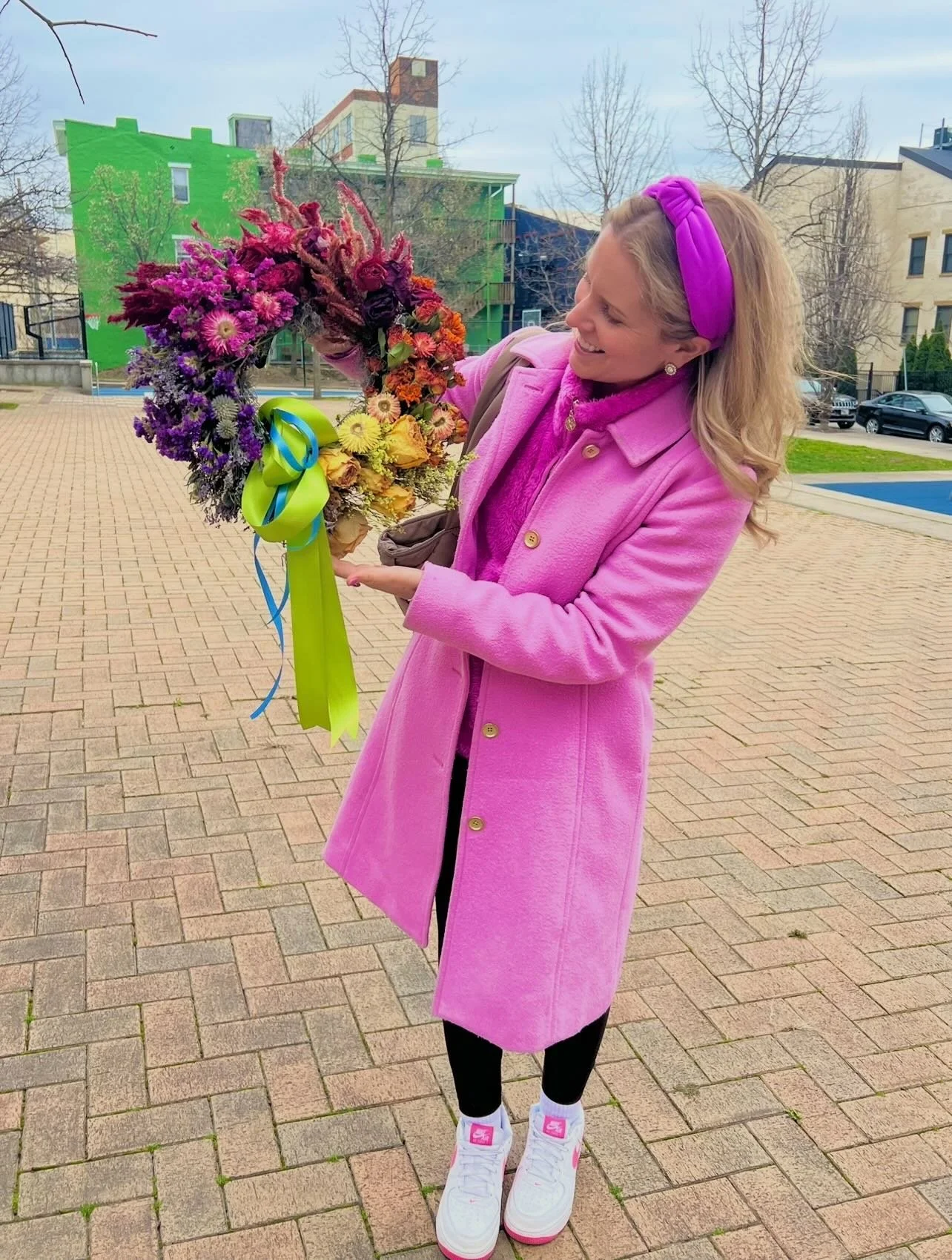 Isn&rsquo;t this the most beautiful rainbow flower wreath you&rsquo;ve ever seen? 🌈✨

One of my oldest (and dearest) girlfriends is walking through an unexpected loss. Our college girl group wanted to send her something that truly felt like us&mdash