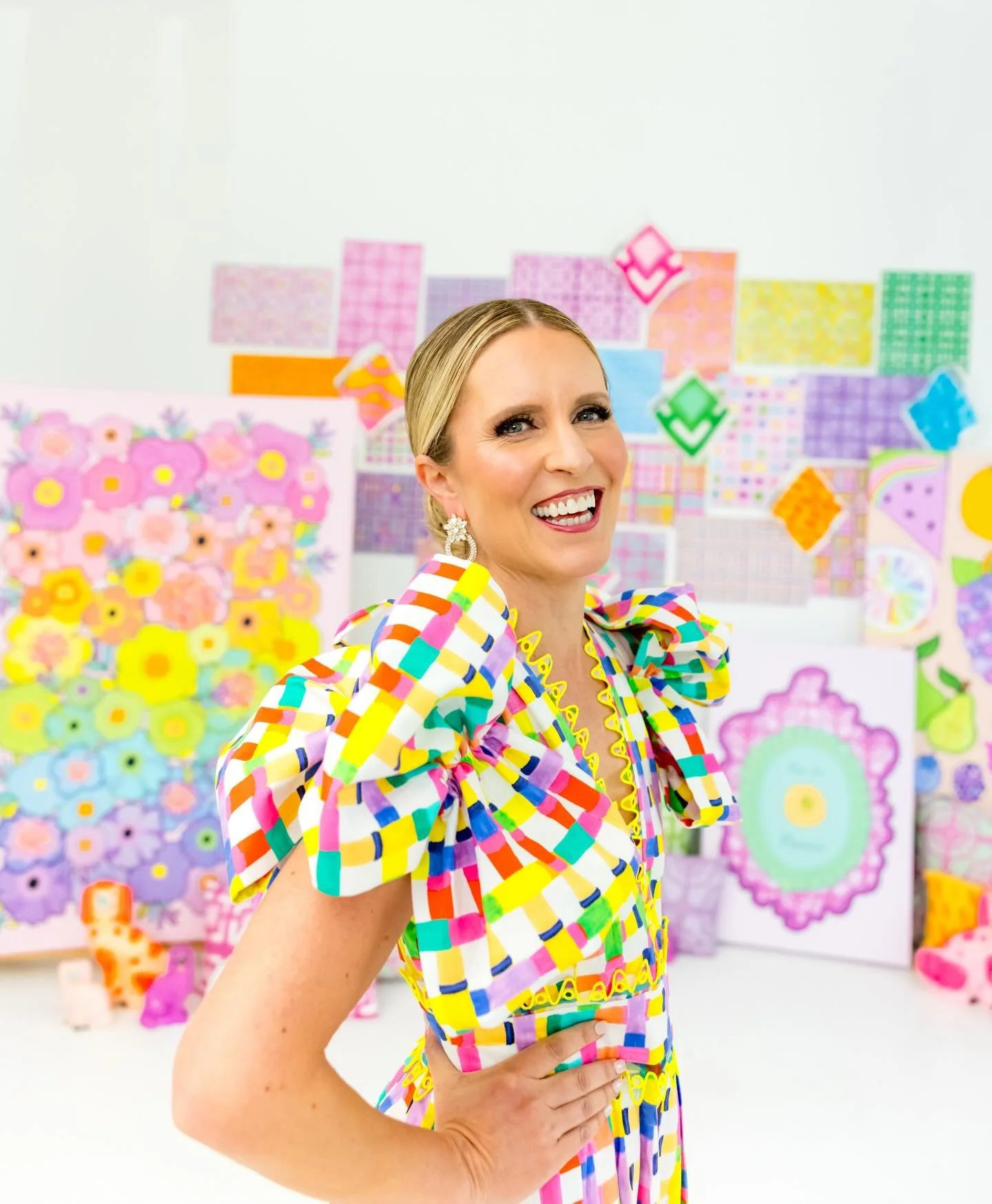 Welcome to Katie Conley Art ✨ Colorful art, joyful paper goods, and surface design created to inspire connection and thoughtful living. Art licensing inquiries welcome. Follow for bright creativity and everyday magic✨🌈💕🎨