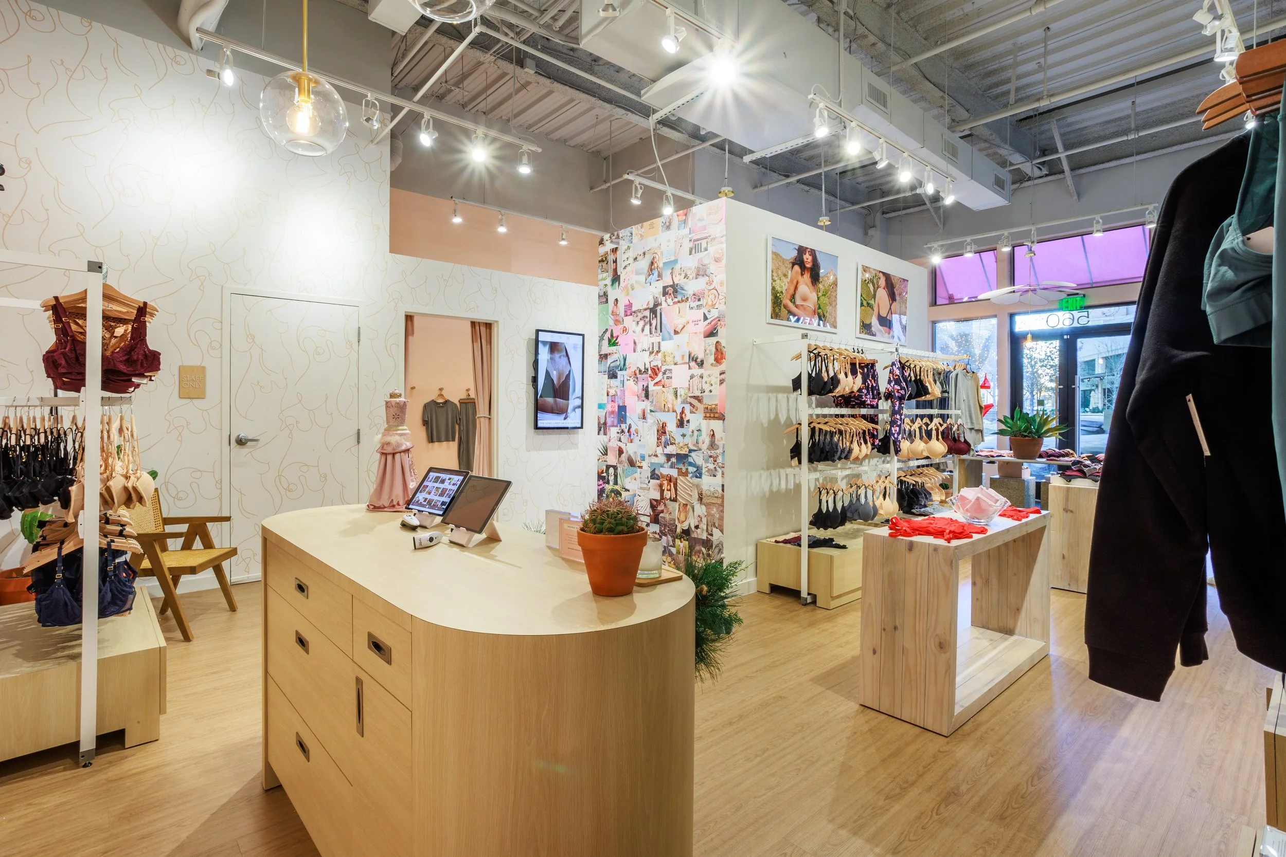 Real Estate-3e929995-a3ca-4e86-a7d7-73328533e6cc-014.jpg