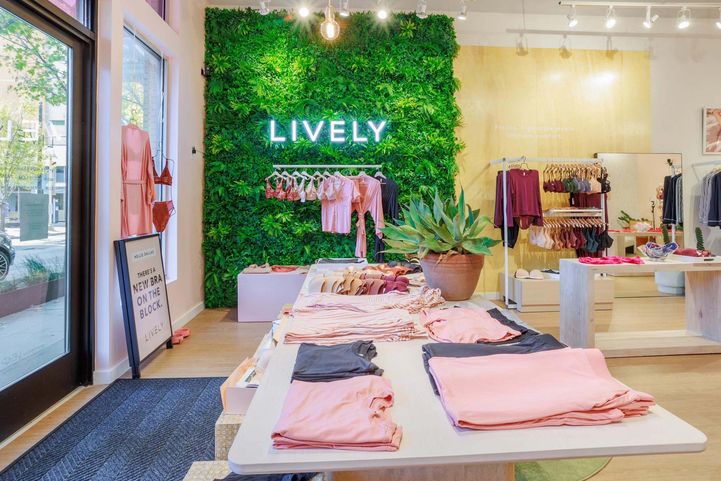 Real Estate-3e929995-a3ca-4e86-a7d7-73328533e6cc-004.jpg