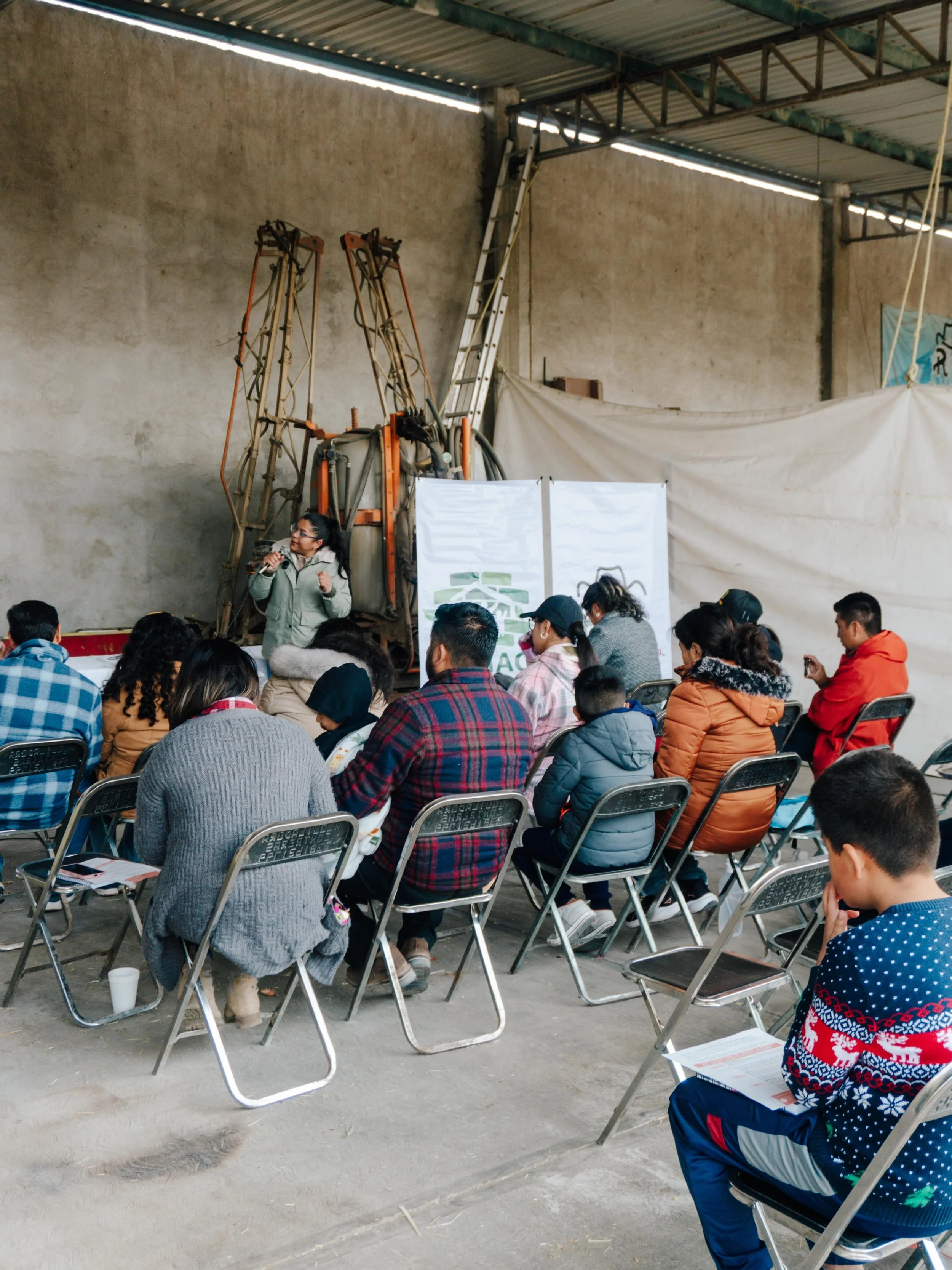 🌾🥚 La producci&oacute;n local fortalece la econom&iacute;a comunitaria y reduce el desperdicio. Consumir responsablemente tambi&eacute;n transforma vidas. 💚
 #ConsumoResponsable #EconomiaCircular #ODS #DesarrolloComunitario