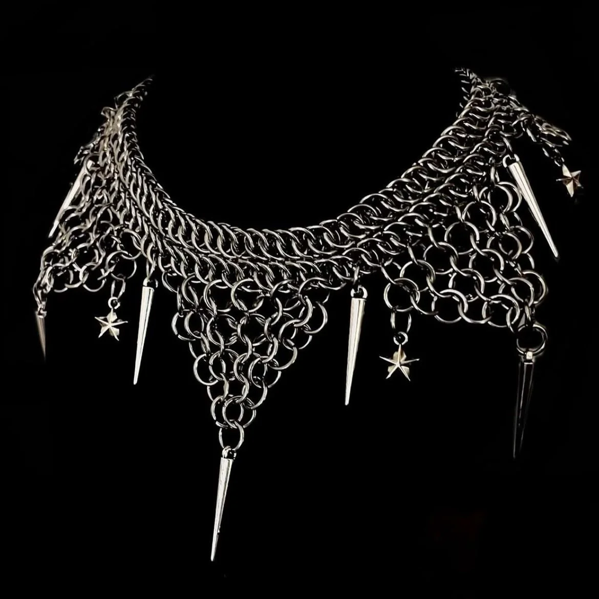 Are you looking to be the COOLEST CLOWN IN TOWN? 🫵🤡🤔 

@cupiddelockette has some SICK CLOWN CHAINS for the JAUNTIEST OF JESTERS! 🤹🃏

Check them out APRIL 25th at GOBLIN MARKET'S CLOWN-TRAVAGANZA!! 🎪

 #orlandolocal #stufftodoinorlando #orlandom