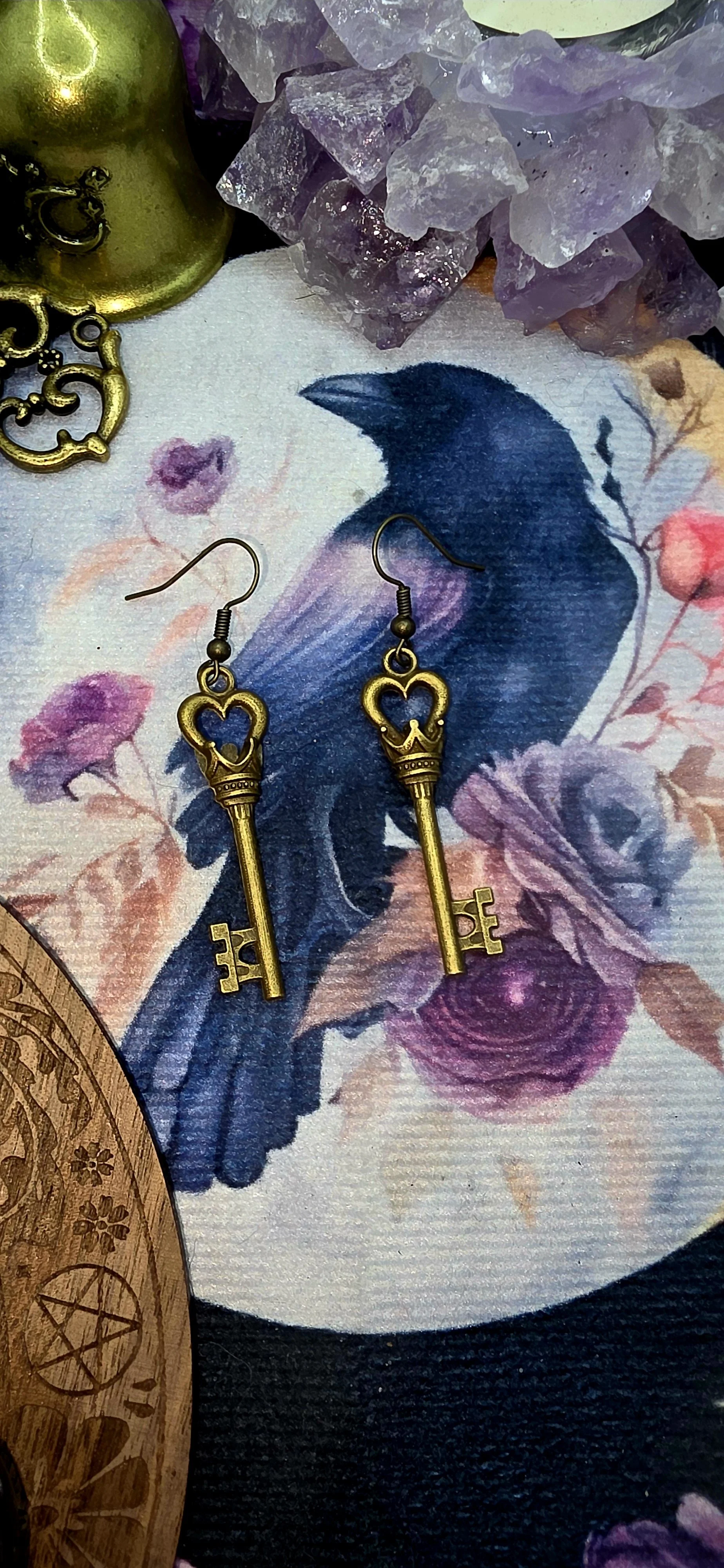 Regal Bronze Skeleton Key with Crown