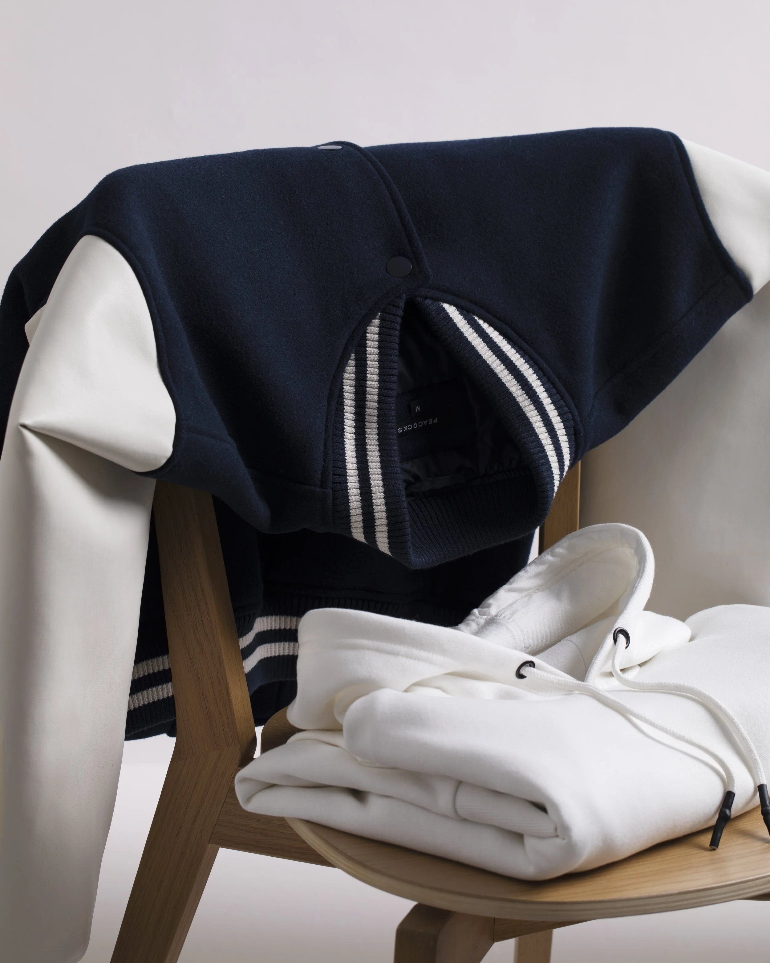 Peacocks Dec4667 copy.JPG