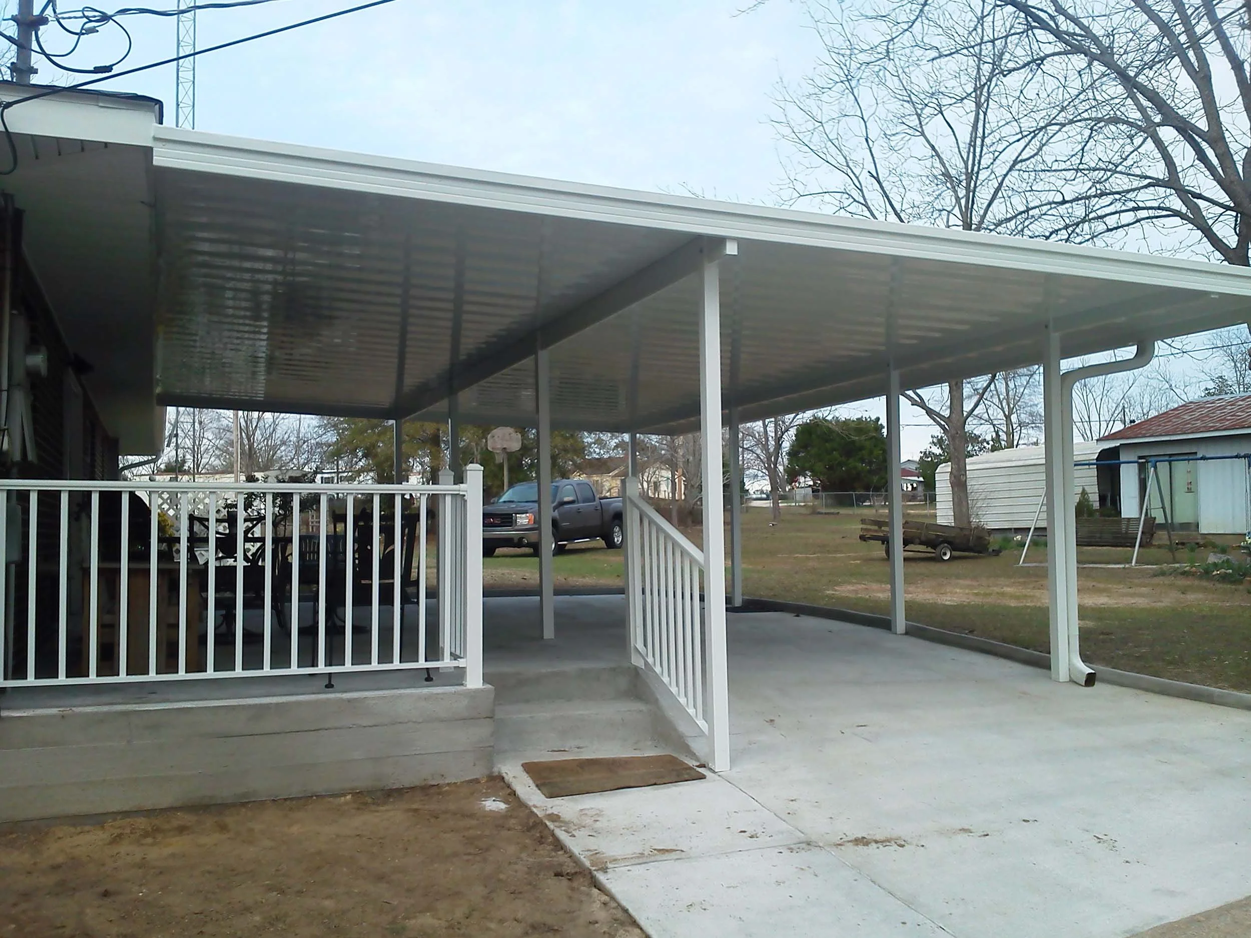 Custom carport serving homeowners in Dothan and the surrounding Wiregrass area.
