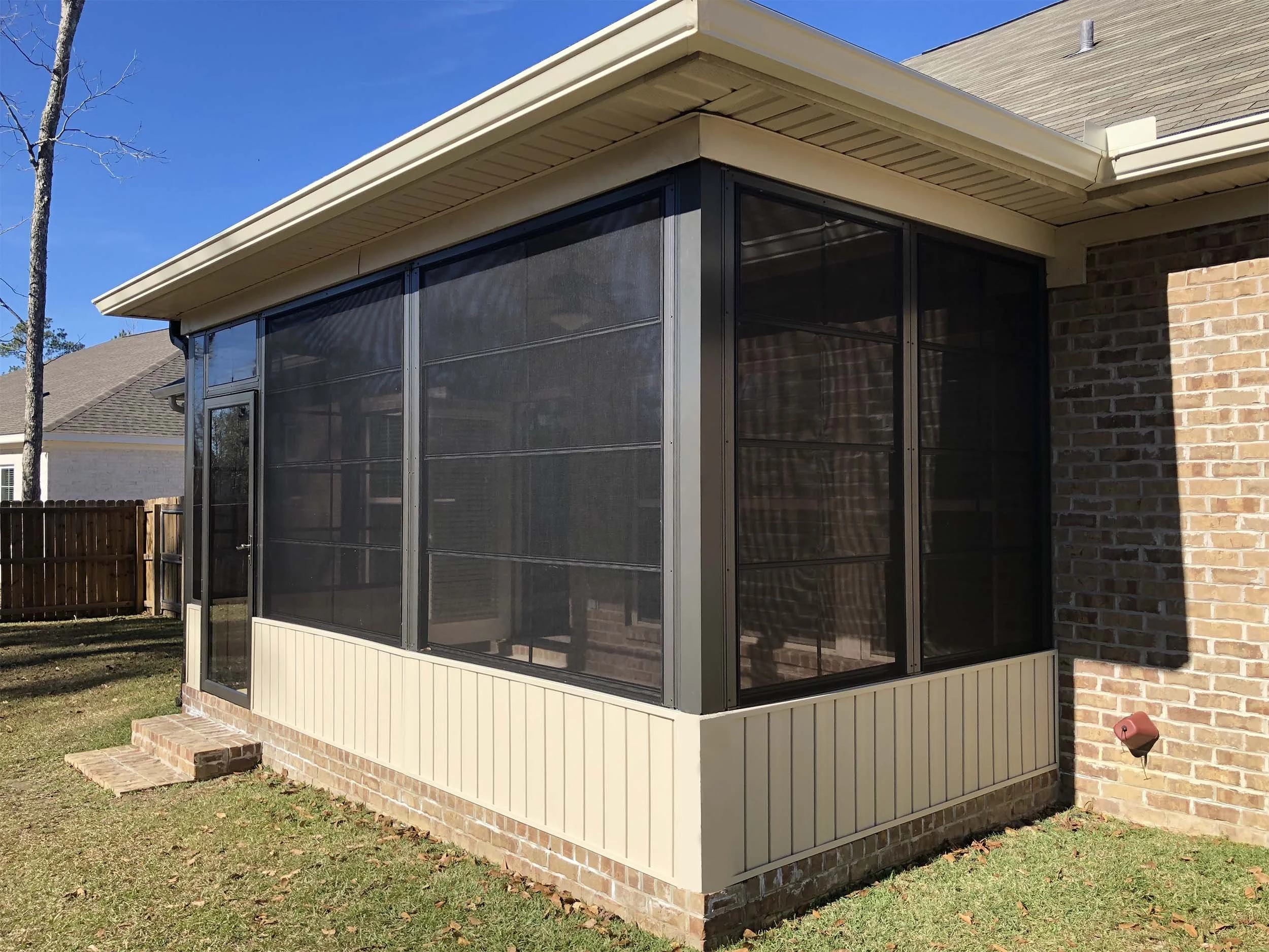 EZE-Breeze enclosure creating a comfortable space for relaxing year-round.