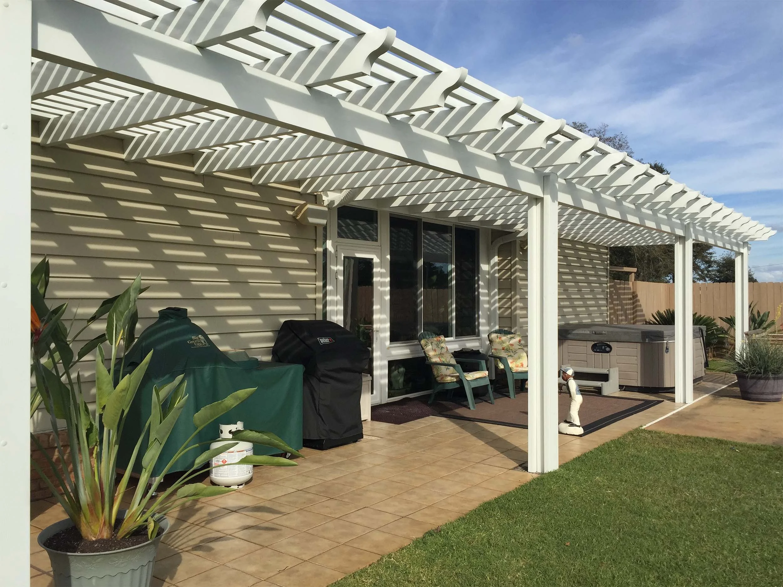 Residential pergola designed for relaxing, dining, and entertaining outdoors.