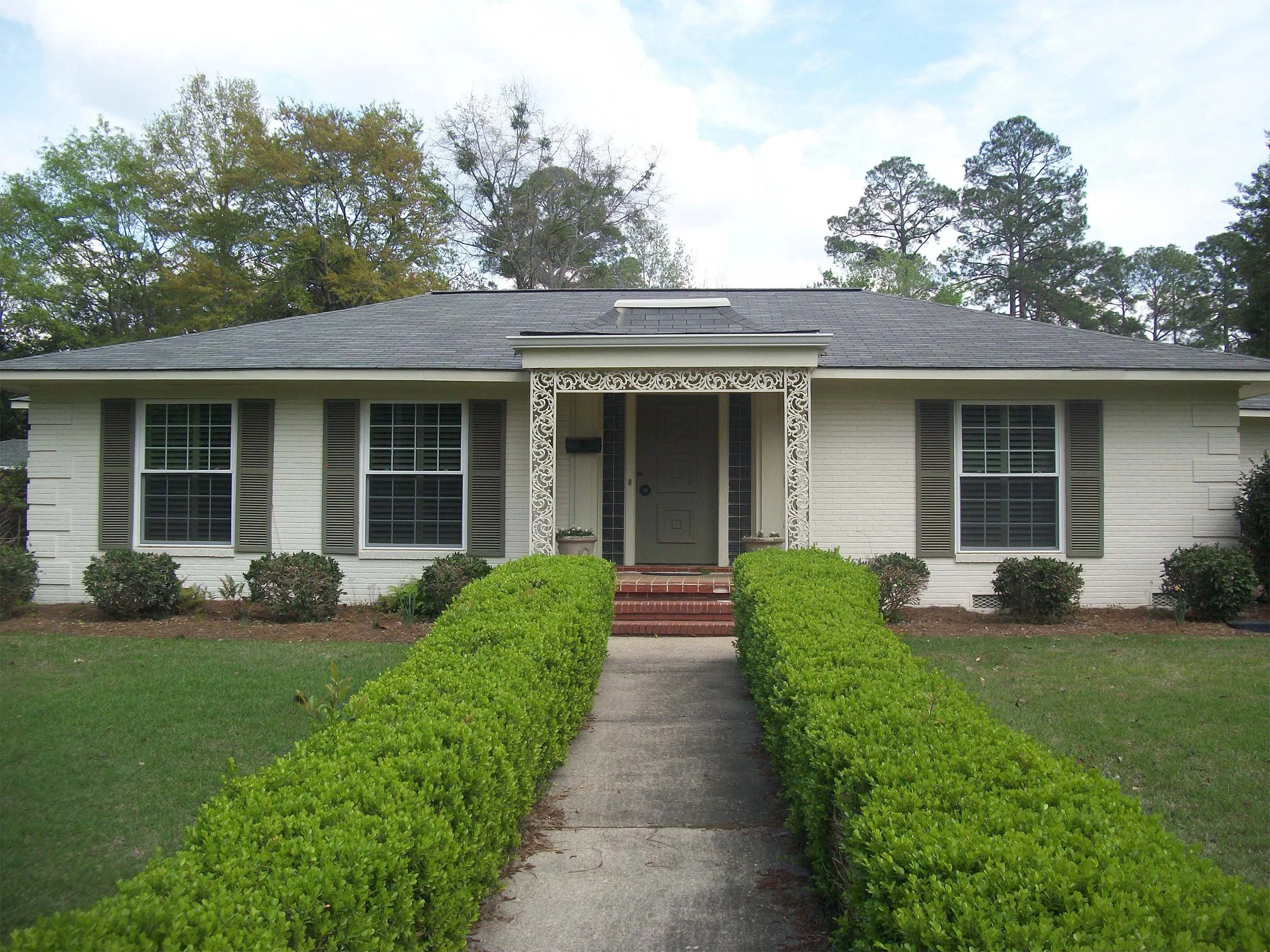 Replacement window project designed to improve comfort and curb appeal.