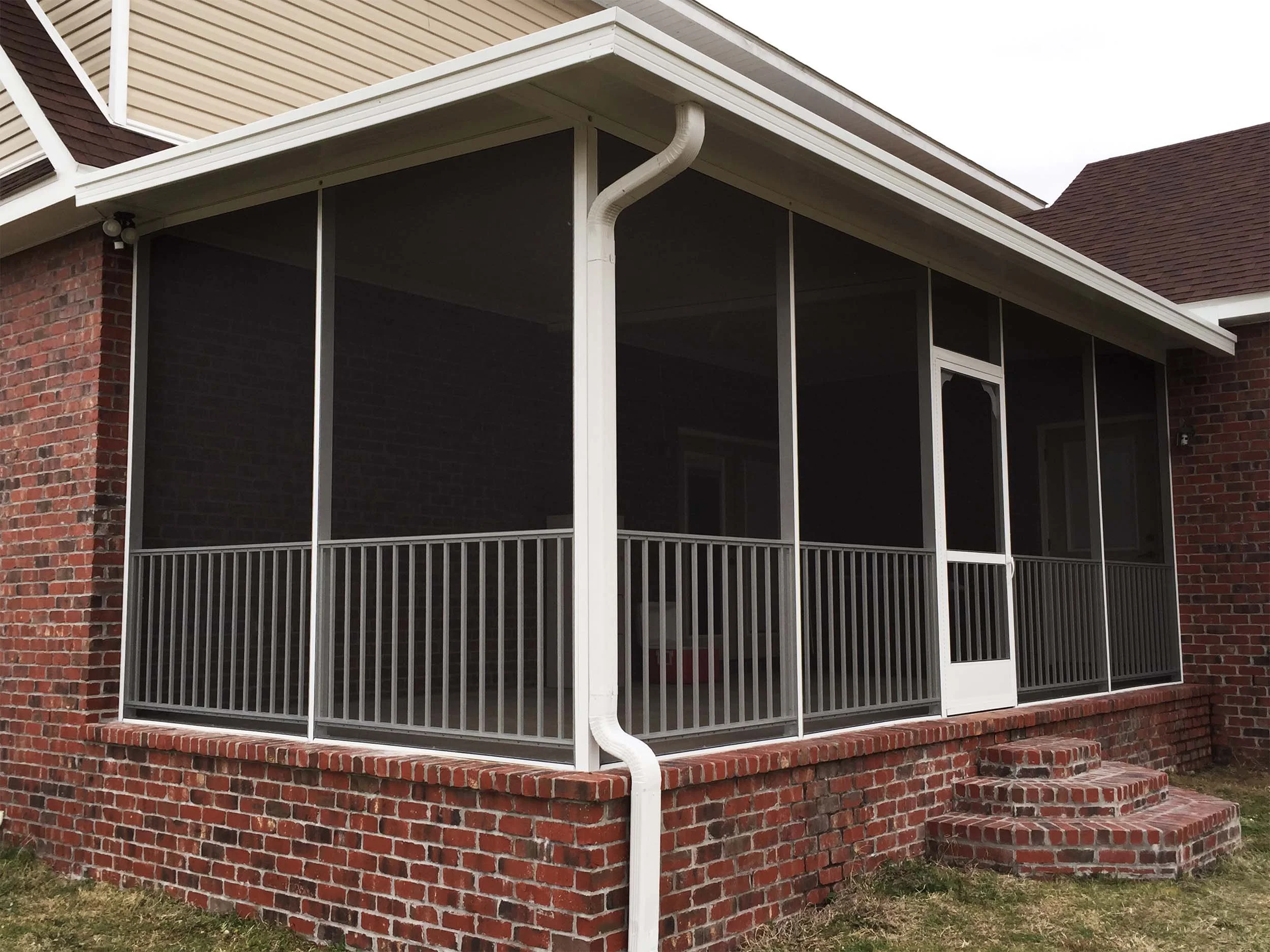Residential screenroom project by Hathcock Home Services in Dothan, Alabama.