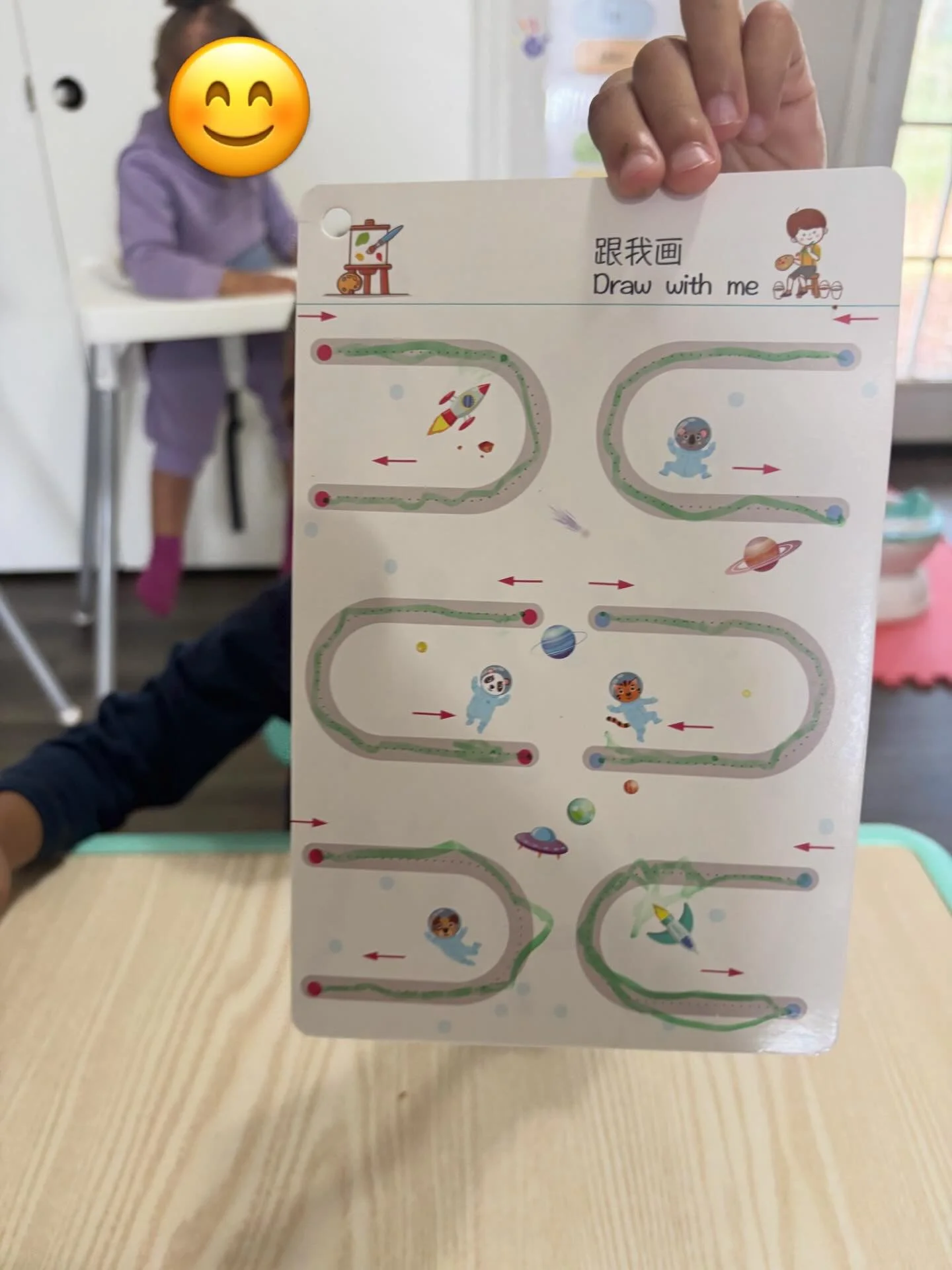 Students explored pre-writing activities using both markers and Q-tips to support pencil grip development, hand stability, and motor planning. Offering varied materials allows children to build skills at their own pace while staying engaged.

#Montes