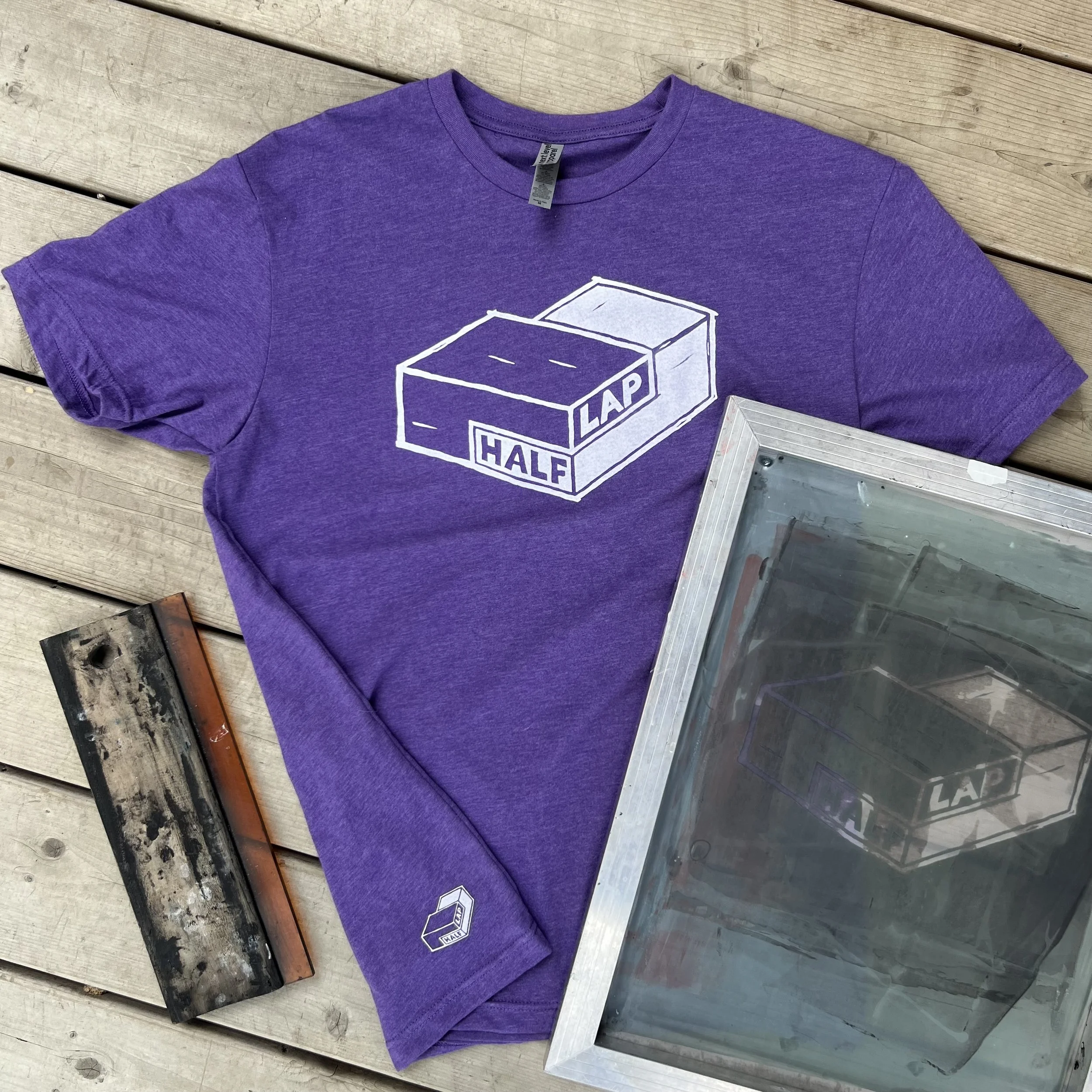 Half Lap Logo Tee White on Purple M