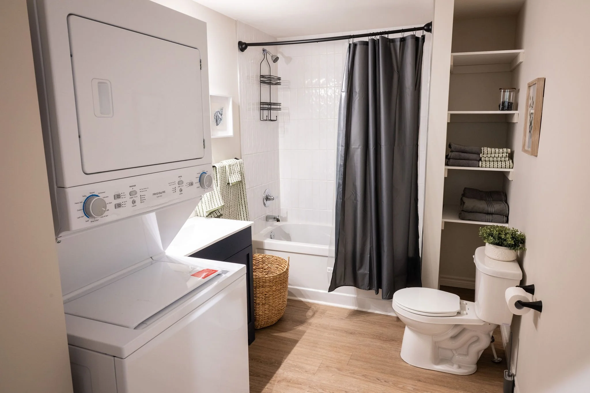 46SignalHillBottomUnit-7.jpg