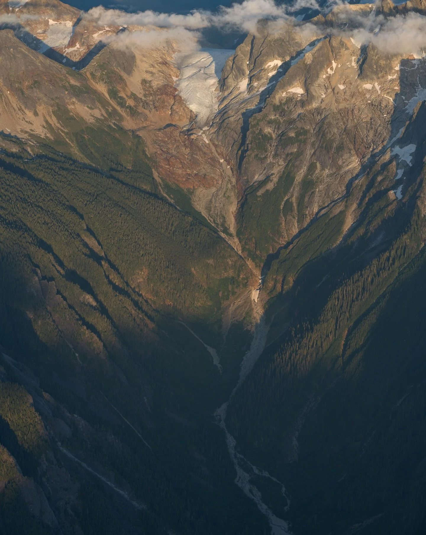 Glaciers End - North Cascades National Park 

#x2d100c #90v #hasselblad