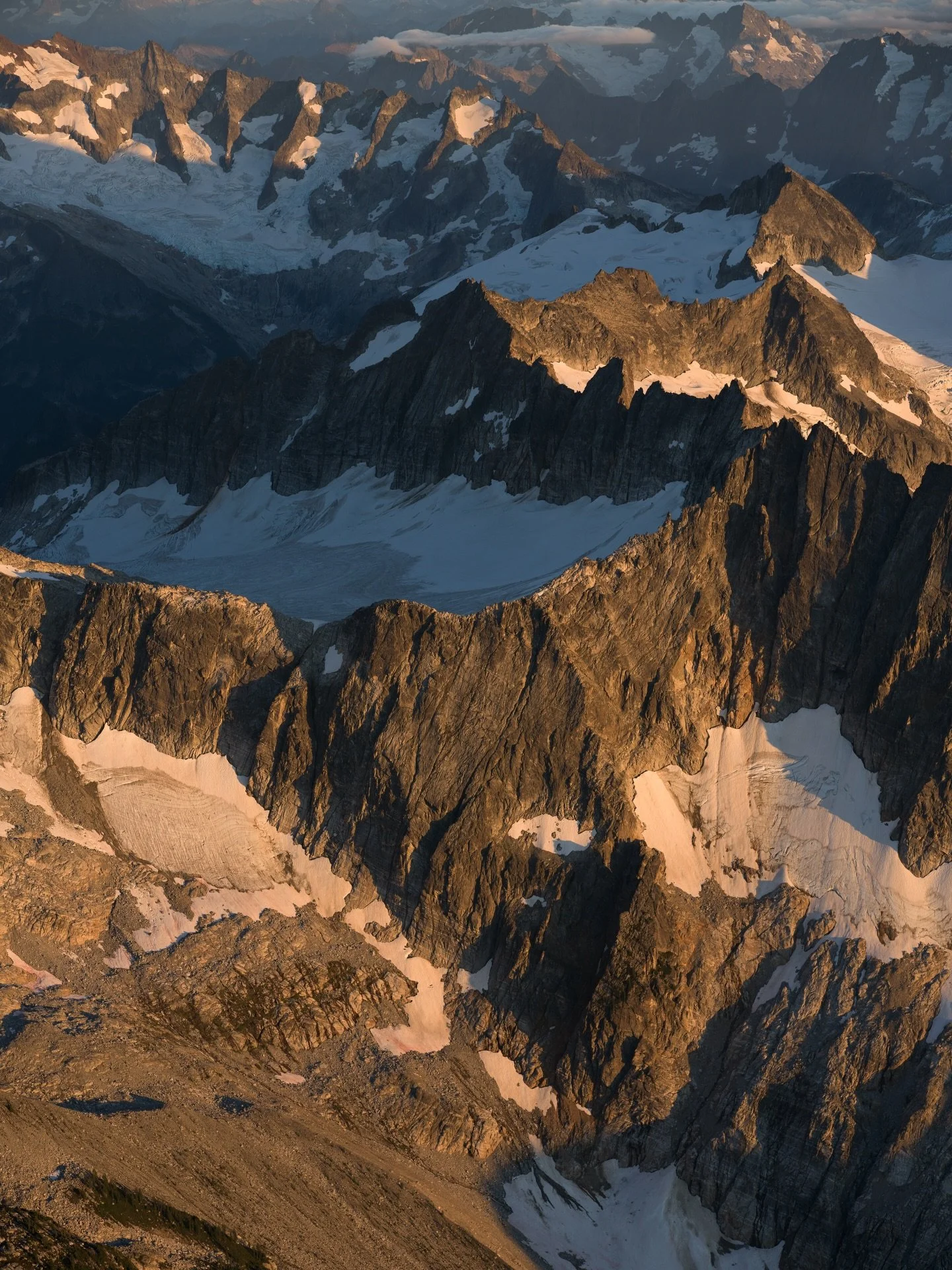 Sunset over some of the tallest mountains in the NCNP 

#x2d100c #90v #hasselblad