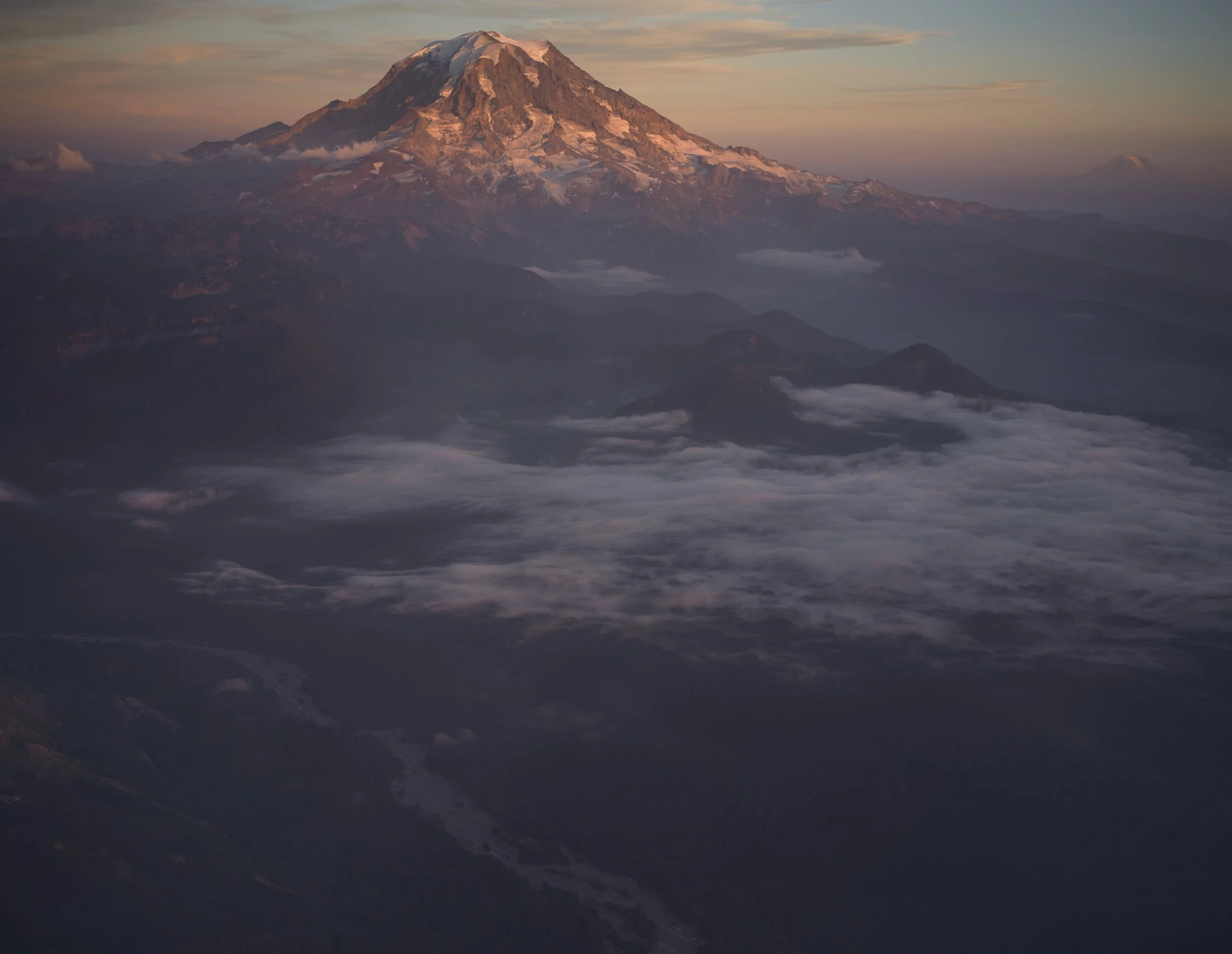 Cascadia at Sunset 

#hasselblad