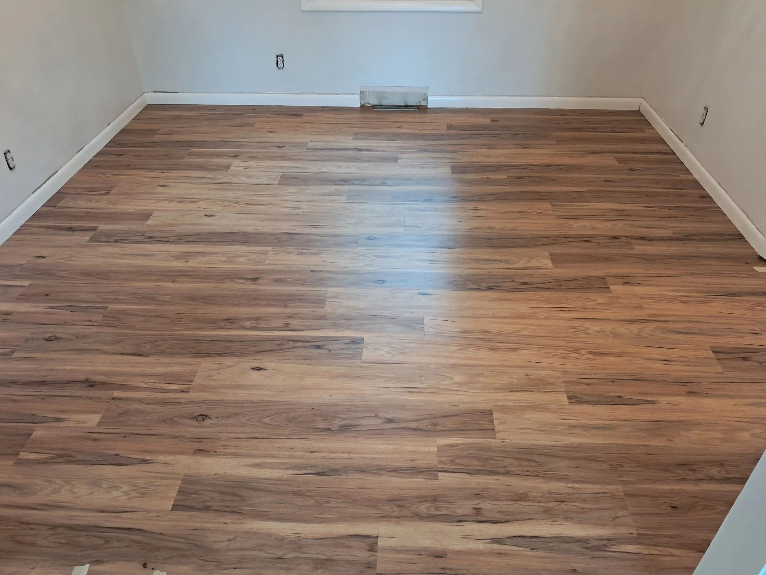 Vinyl flooring installation Marion, Cedar Rapids, Hiawatha, Robins, Solon, Iowa City,  waterproof flooring, water proof flooring, scratch resistant, DIY floors,