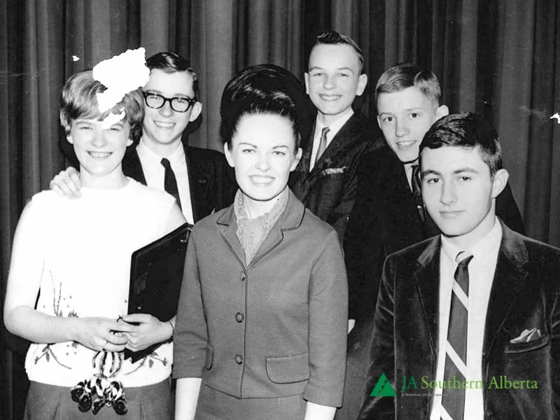 Junior-achievement-students-1960-calgary.jpg