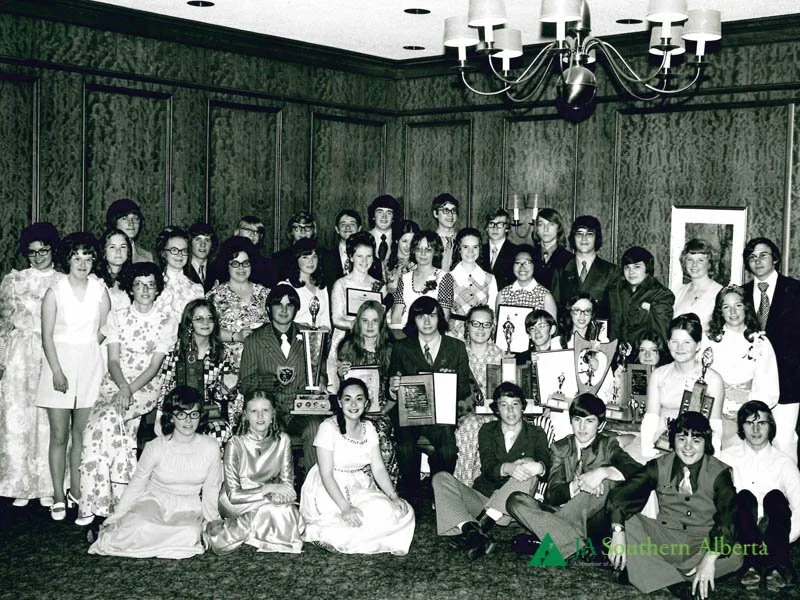 Junior-achievement-Company-Program-award-winners-1974.jpg