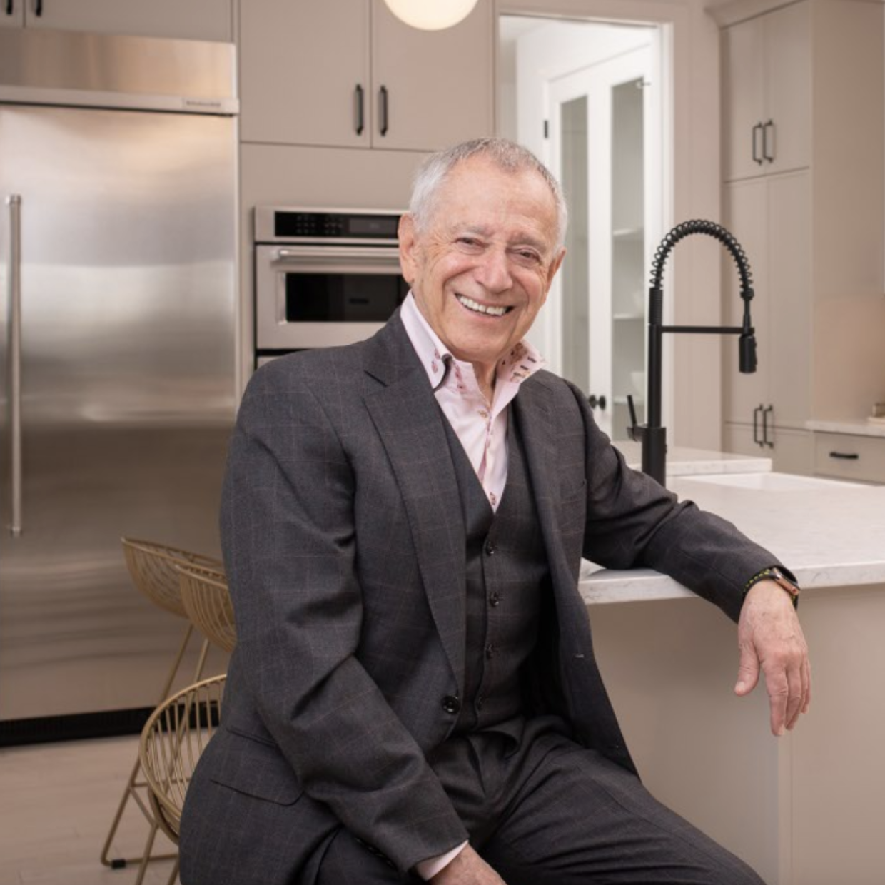 Headshot Image of Avi Amir, Homes by Avi Founder and Chairman for the Southern Alberta Business Hall of Fame 2026 Inductees