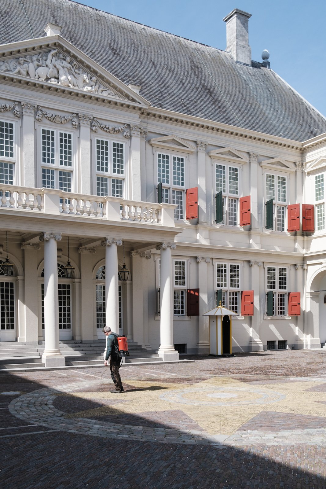 Europe_Mark Hanna_Web-18.jpg