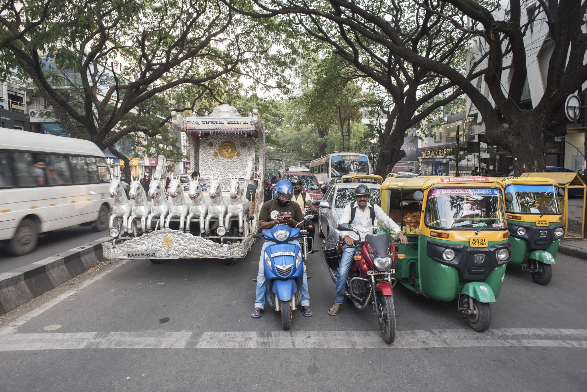 Asia_Mark Hanna_Web-5.jpg