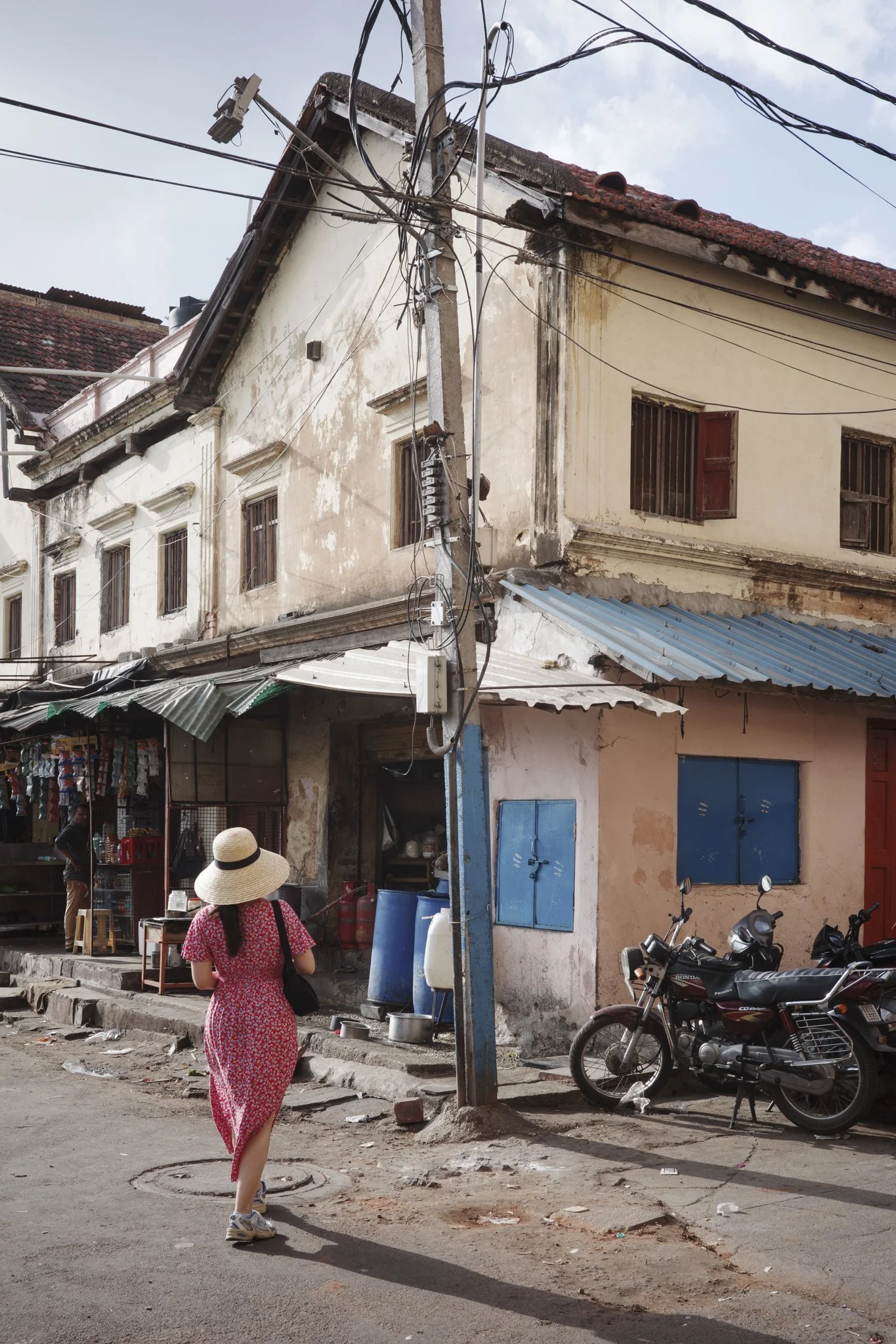 Asia_Mark Hanna_Web-16.jpg