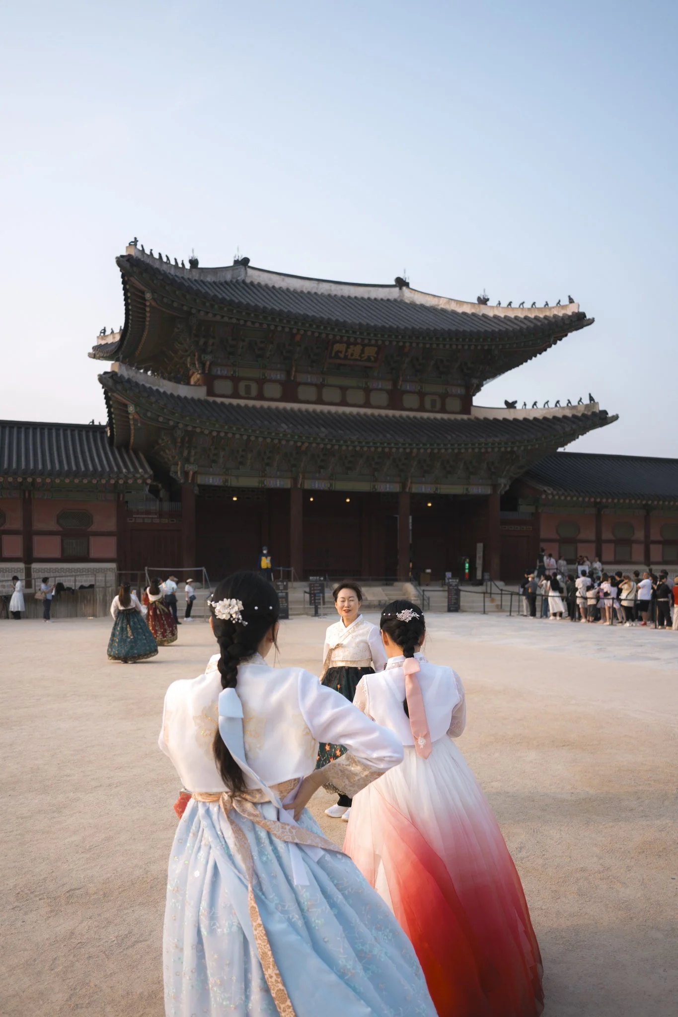 Korea_Mark Hanna_Web-21.jpg