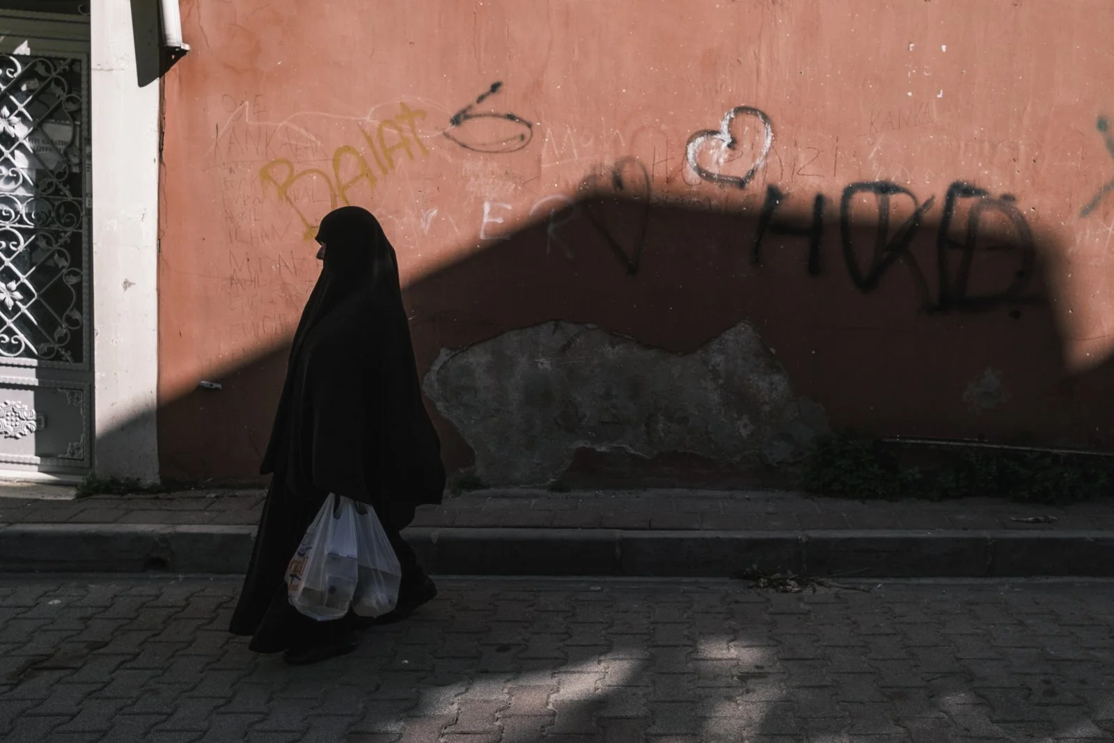 Europe_Mark Hanna_Web-5.jpg