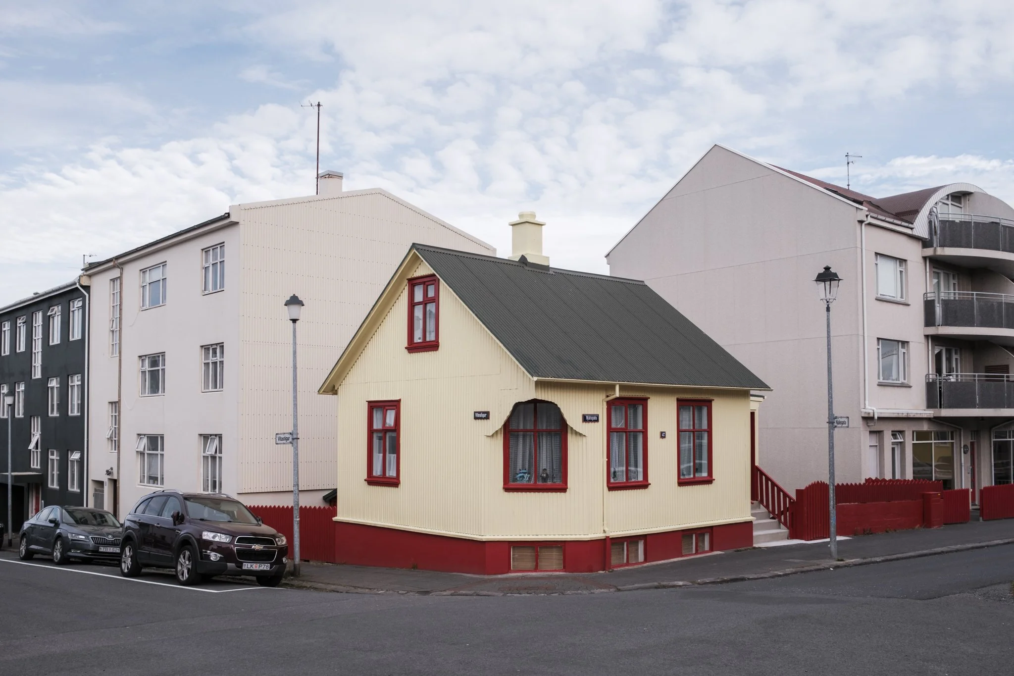 Iceland_Mark Hanna_Web-29.jpg