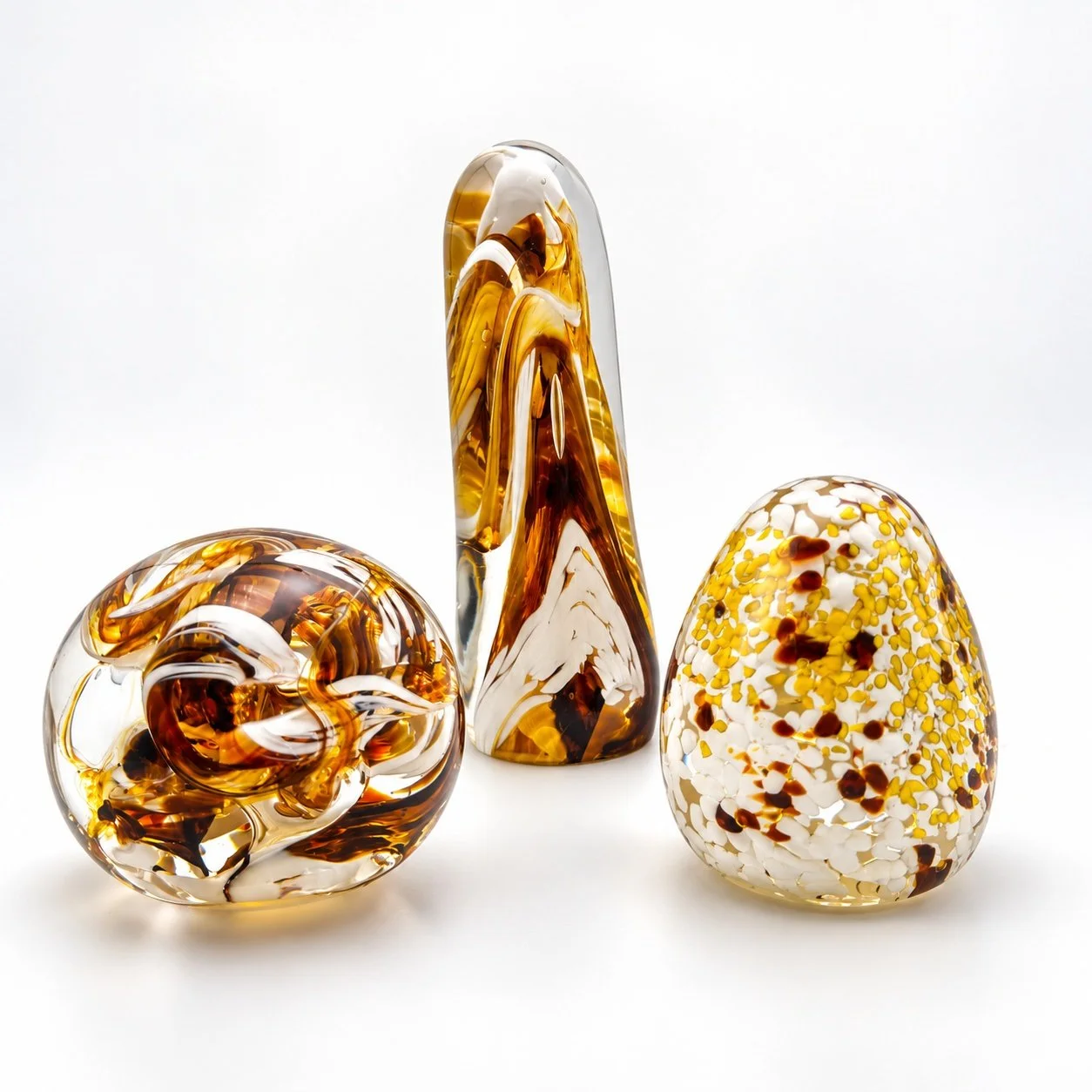 Dakota DeShazer: Glass Blower of the Month at Karg Art Glass

111 N. Oliver Ave.
Kechi, KS 67067
(316) 744-2442

Gallery Hrs.:
Mon. - Sat. 9 AM - 5:30 PM
Sun. 11 AM &ndash; 4 PM

Additionally, you can create ornaments, eggs (priced at $37.50), and pa
