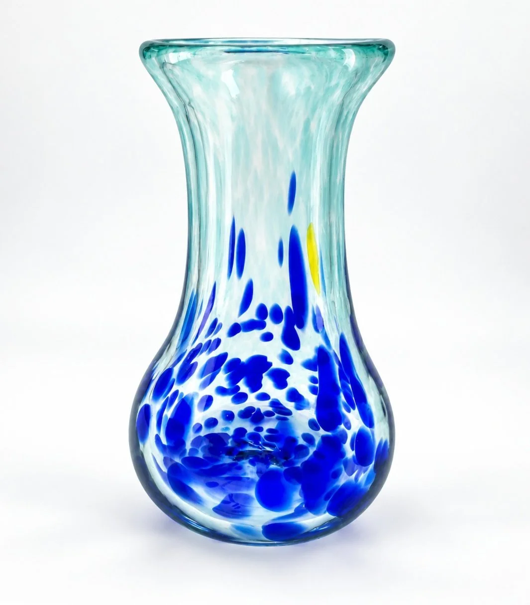 Dakota DeShazer Karg: Glass Blower of the Month at Karg Art Glass

Karg Art Glass
111 N. Oliver Ave.
Kechi, KS 67067
(316) 744-2442

Gallery Hrs.:
Mon. - Sat. 9 AM - 5:30 PM
Sun. 11 AM &ndash; 4 PM

Additionally, you can create ornaments, eggs (price