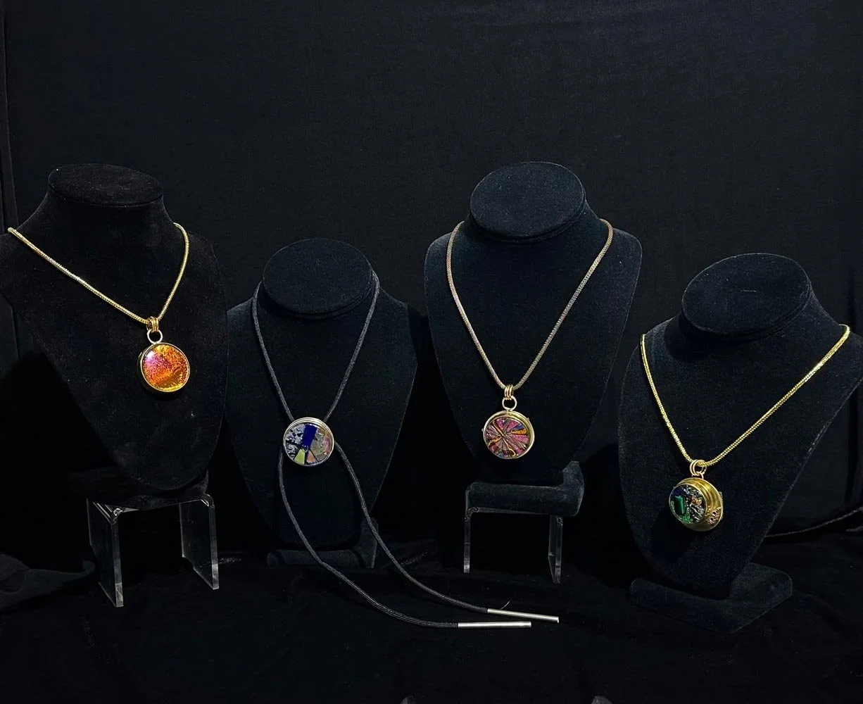 Karen-Karg-Necklets-Laret.jpg